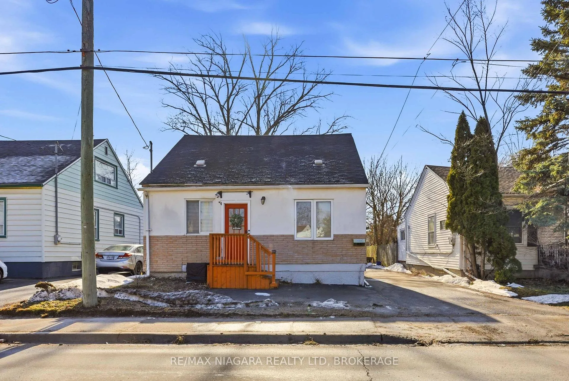 Photo 1 of 412 Welland Avenue, St. Catharines, Facer — HOMEH