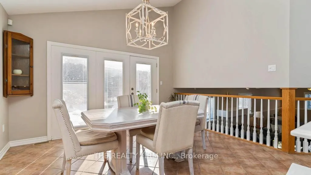 Photo 15 of 140 Landon Lane, Central Elgin, Belmont — HOMEH
