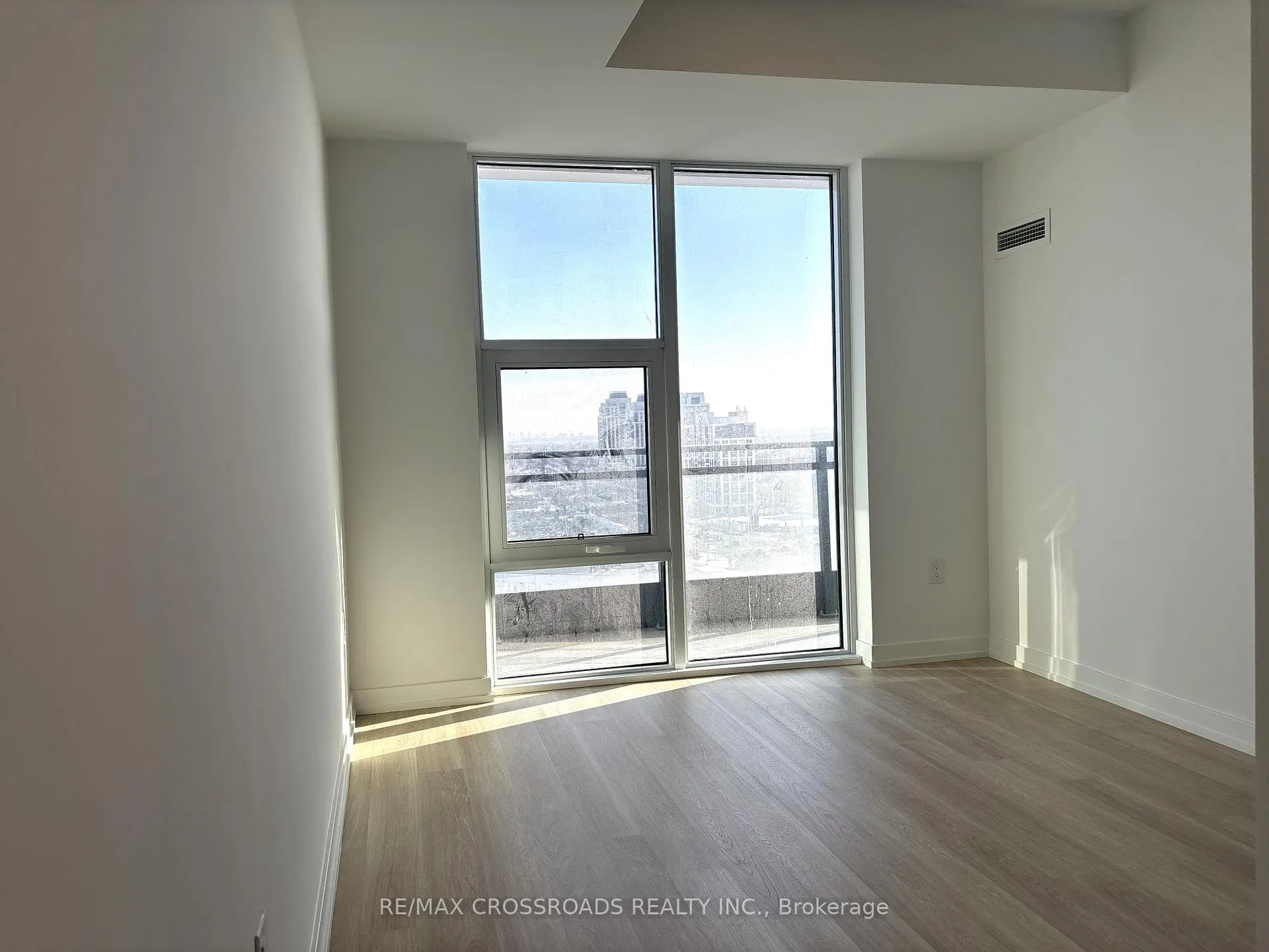 Photo 4 of Unit 1606, 9751 Markham Road, Markham, Greensborough — HOMEH