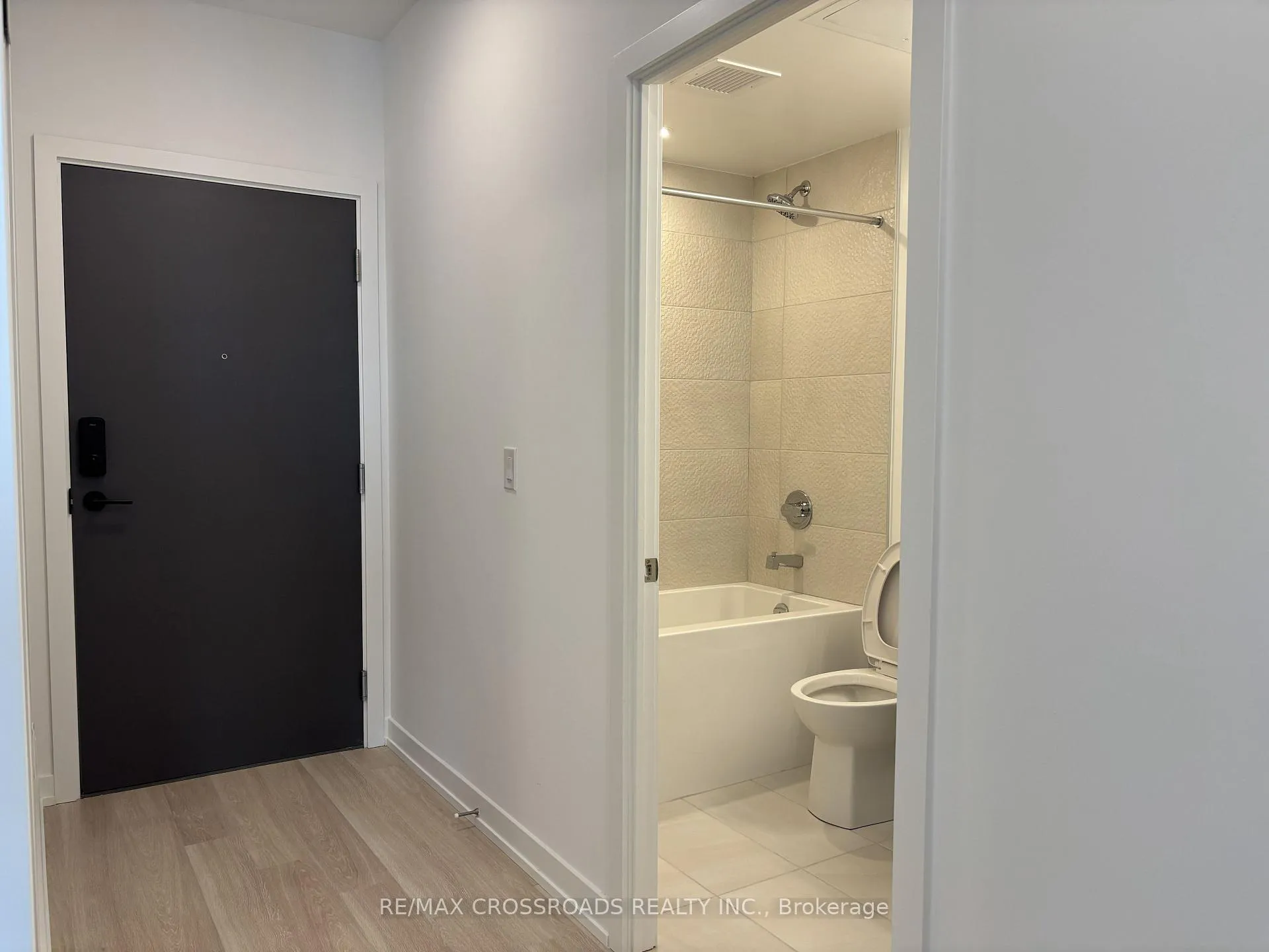 Photo 8 of Unit 1606, 9751 Markham Road, Markham, Greensborough — HOMEH