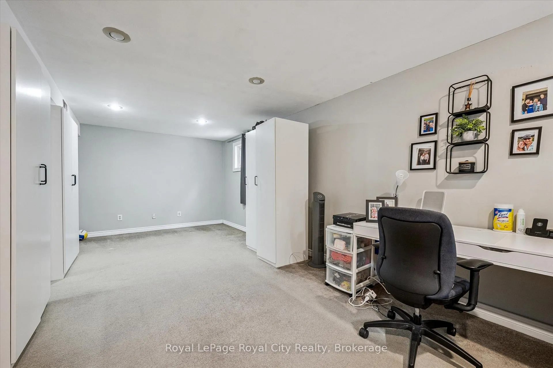 Photo 21 of 668 Edinburgh Road S, Guelph, Kortright West — HOMEH