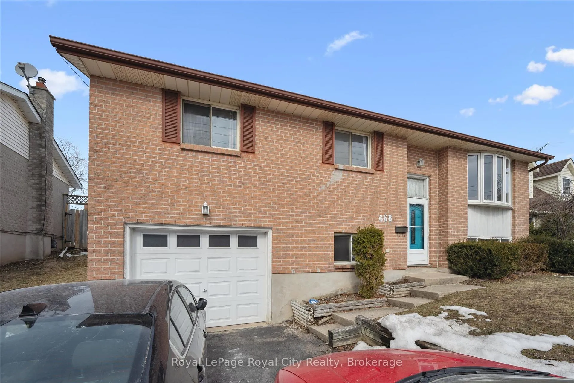 Photo 37 of 668 Edinburgh Road S, Guelph, Kortright West — HOMEH