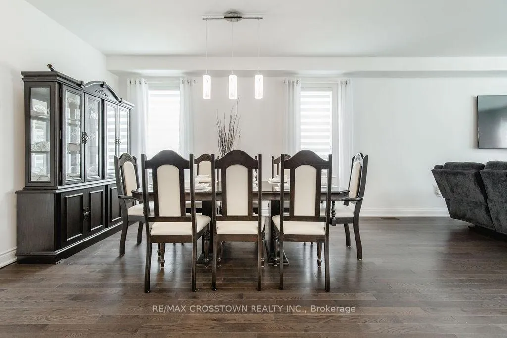 Photo 7 of 11 Middleton Drive, Wasaga Beach — HOMEH