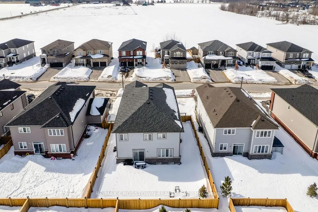 Photo 45 of 11 Middleton Drive, Wasaga Beach — HOMEH