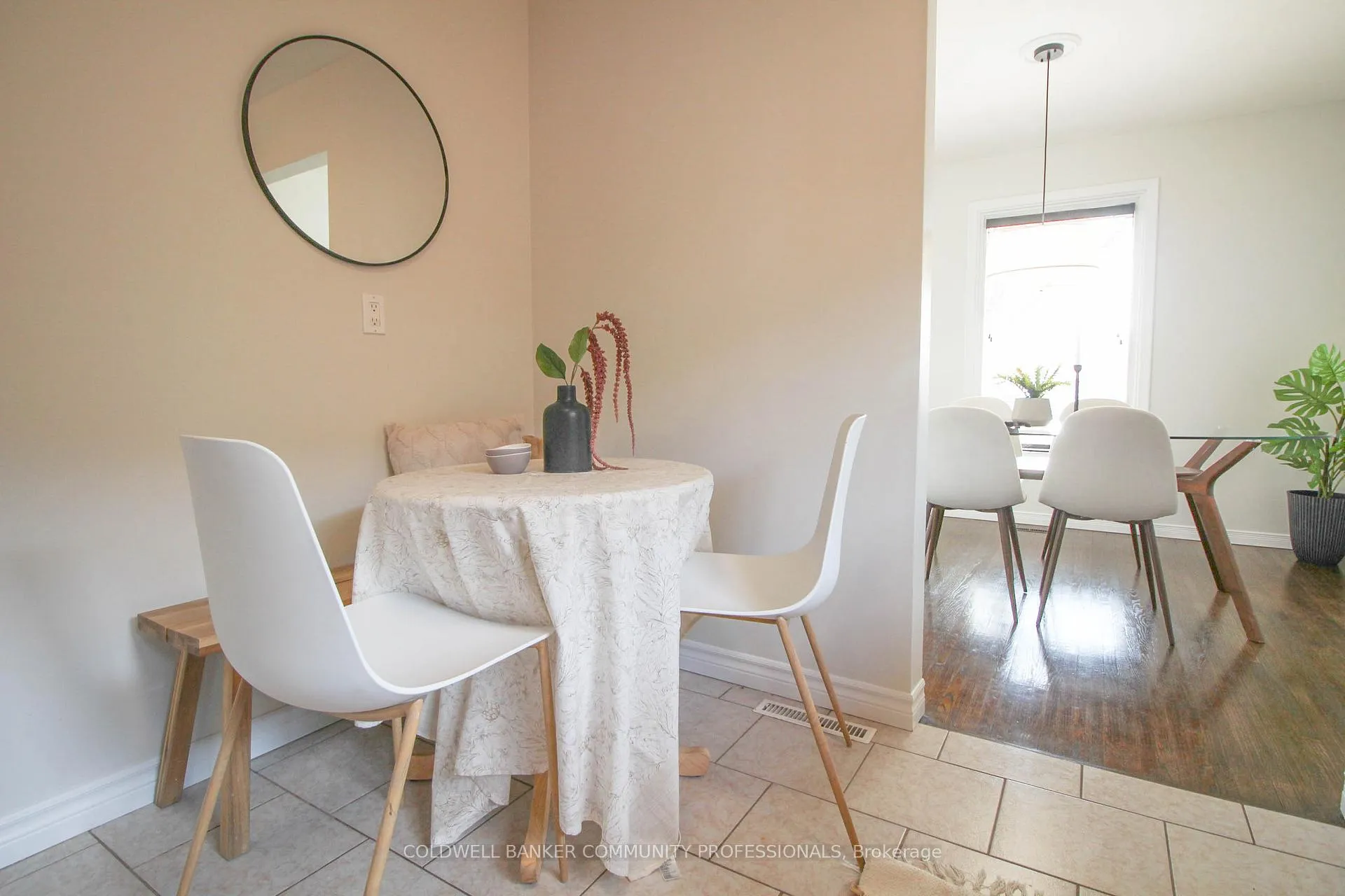 Photo 12 of 918 Upper Ottawa Street, Hamilton, Berrisfield — HOMEH