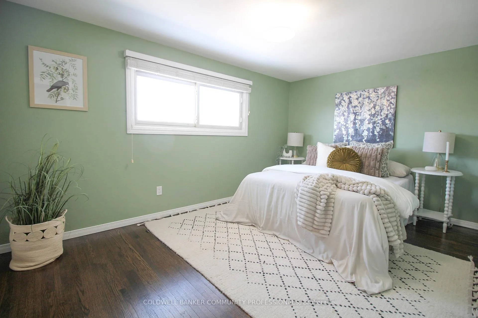 Photo 15 of 918 Upper Ottawa Street, Hamilton, Berrisfield — HOMEH