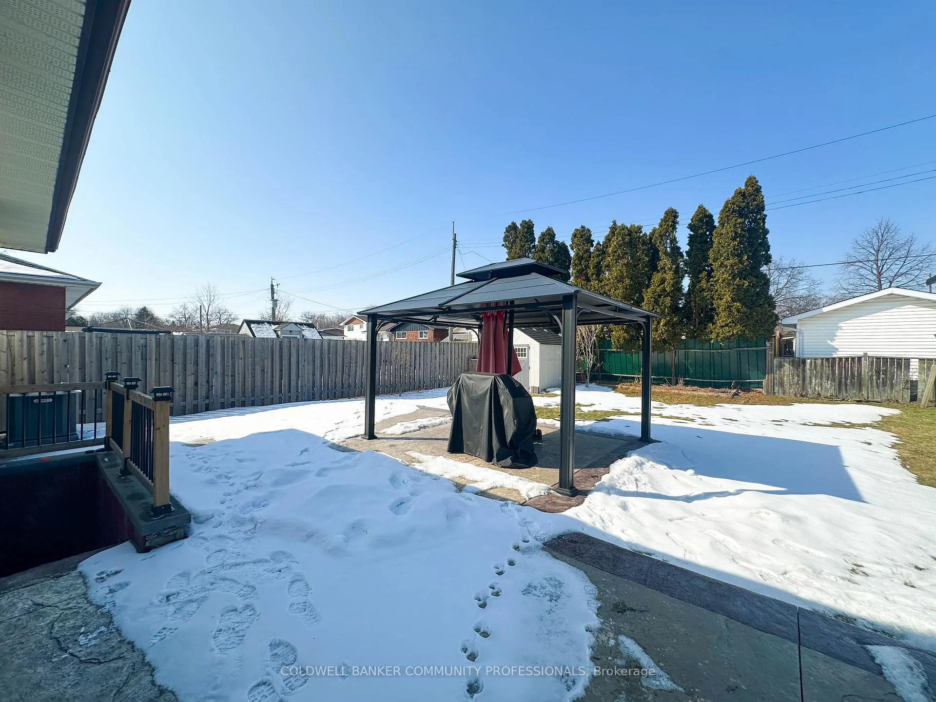 Photo 29 of 918 Upper Ottawa Street, Hamilton, Berrisfield — HOMEH