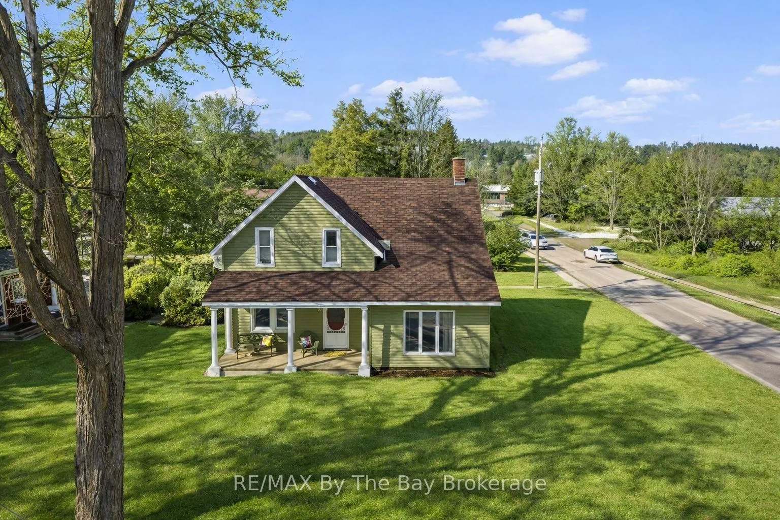 Photo 1 of 10 Wellington Street E, Clearview, Creemore — HOMEH