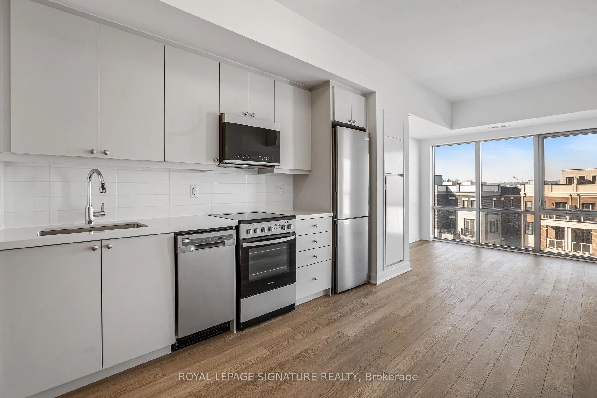 Photo 11 of Unit 416, 51 Clarington Boulevard, Clarington, Bowmanville — HOMEH