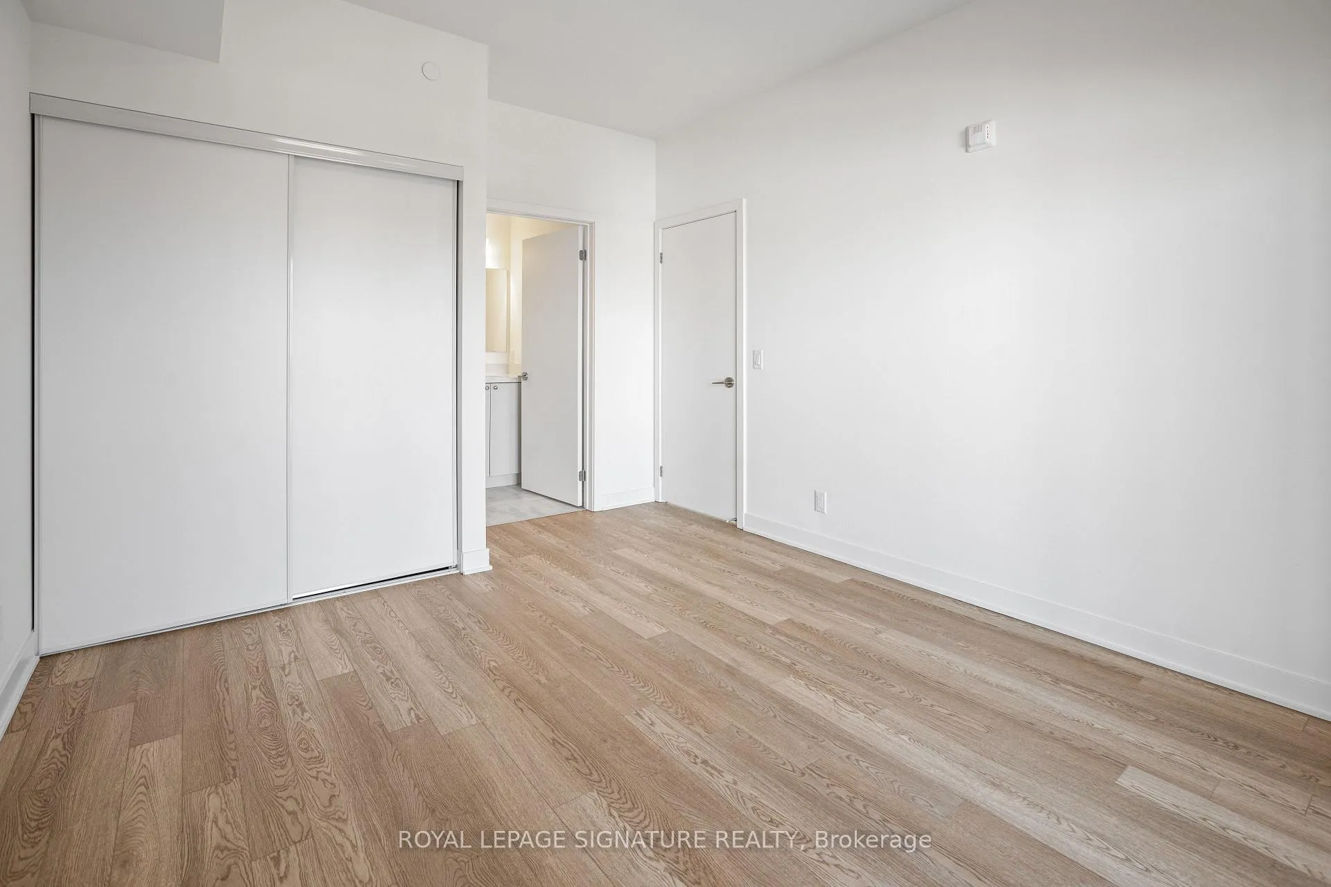 Photo 23 of Unit 416, 51 Clarington Boulevard, Clarington, Bowmanville — HOMEH