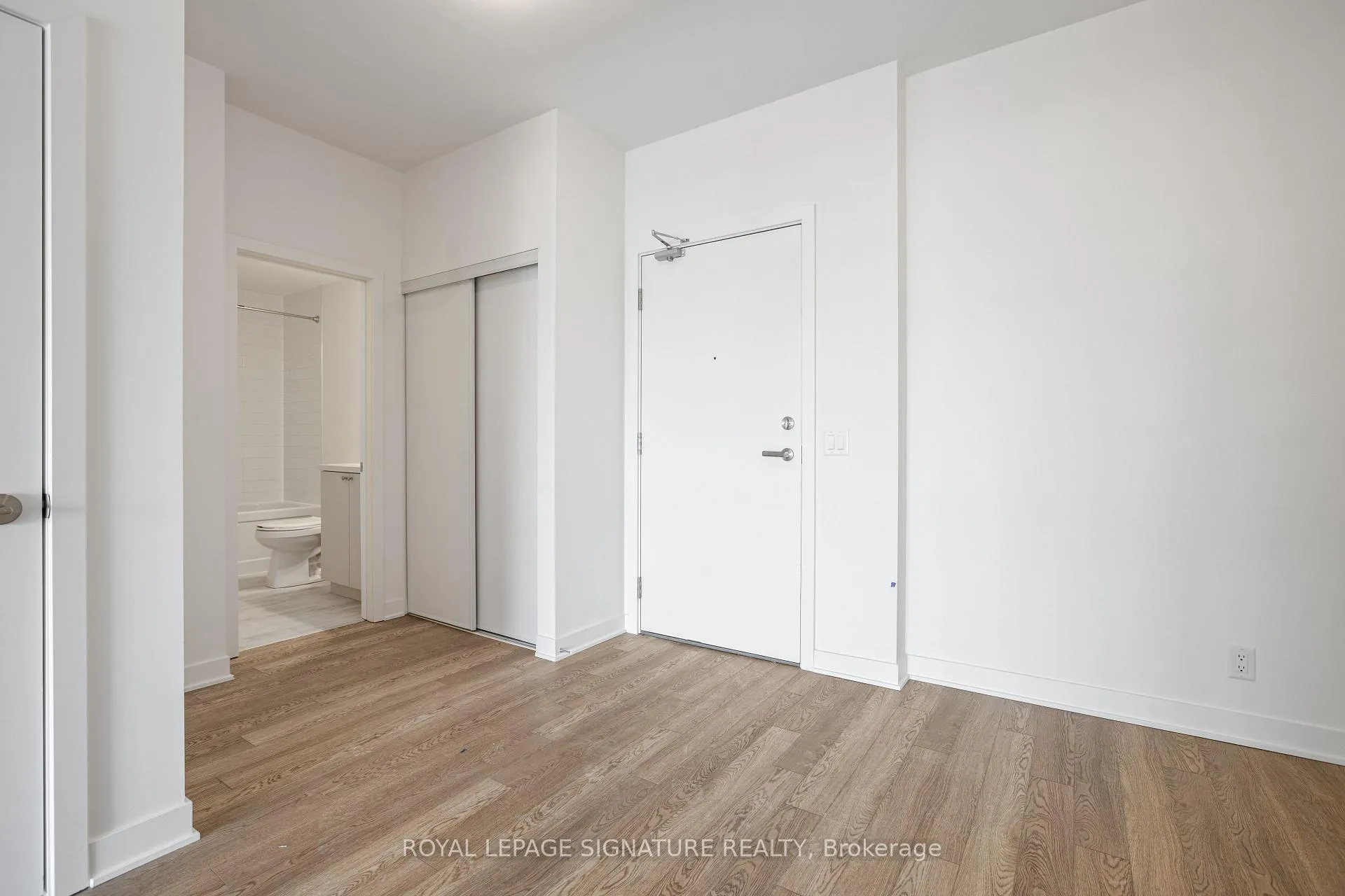 Photo 26 of Unit 416, 51 Clarington Boulevard, Clarington, Bowmanville — HOMEH