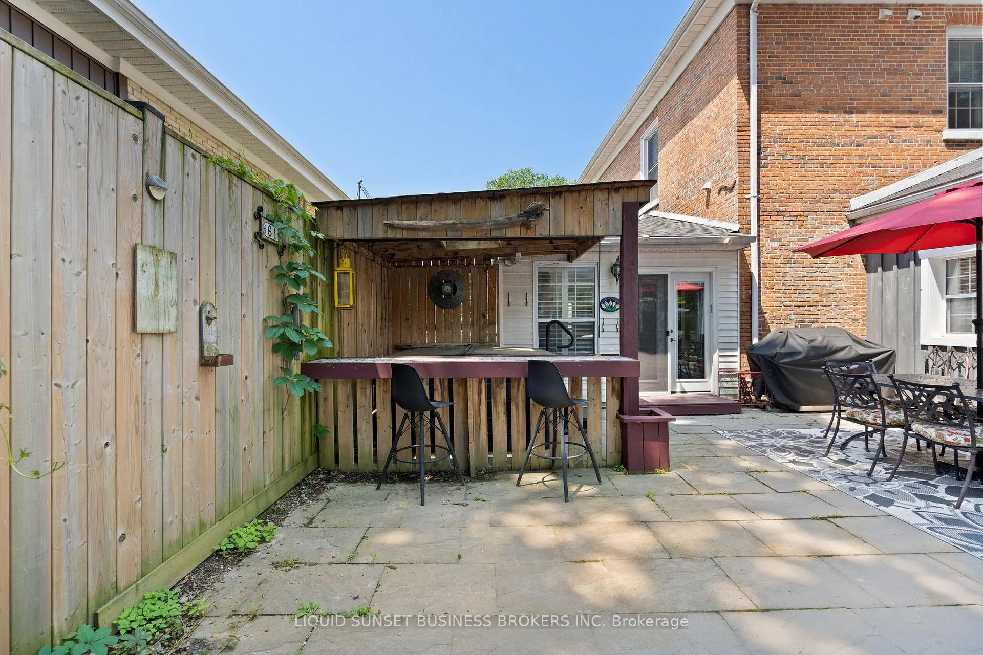 Photo 41 of 39 William Street, St. Thomas — HOMEH