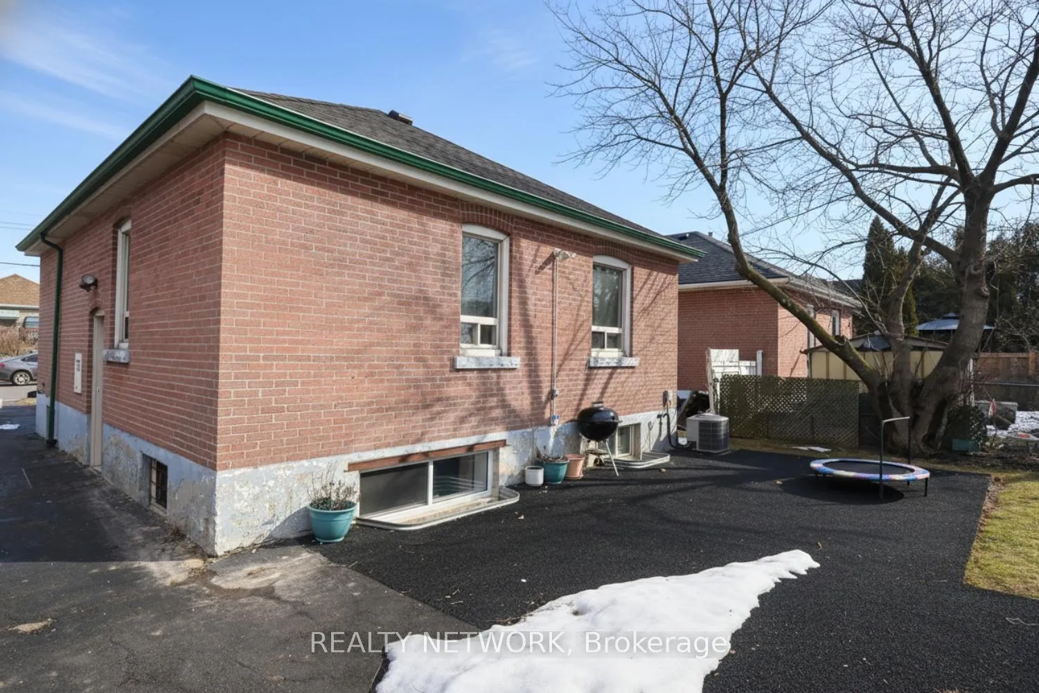Photo 32 of 60 Maclennan Avenue, Hamilton, Burkholme — HOMEH