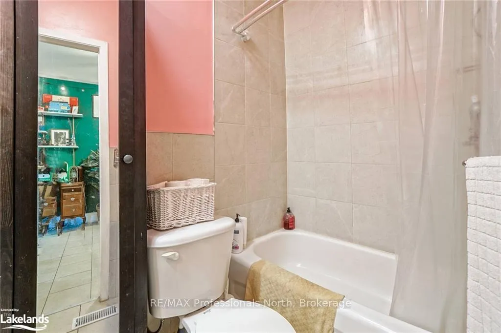 Photo 24 of 214 Gerrard Street E, Toronto, Cabbagetown-South St. James Town — HOMEH