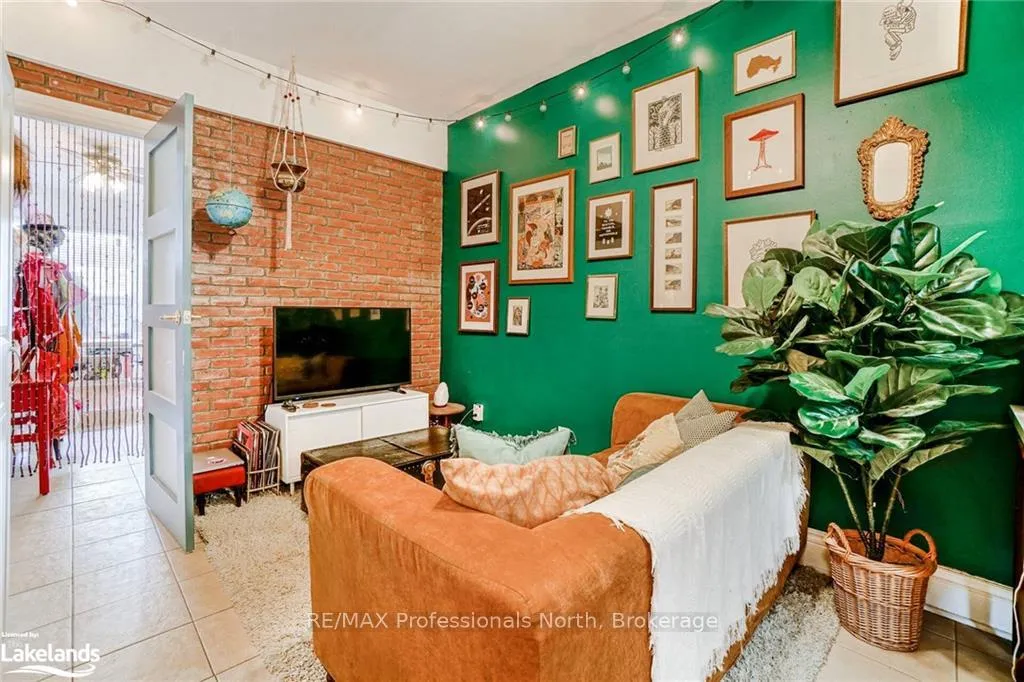 Photo 25 of 214 Gerrard Street E, Toronto, Cabbagetown-South St. James Town — HOMEH