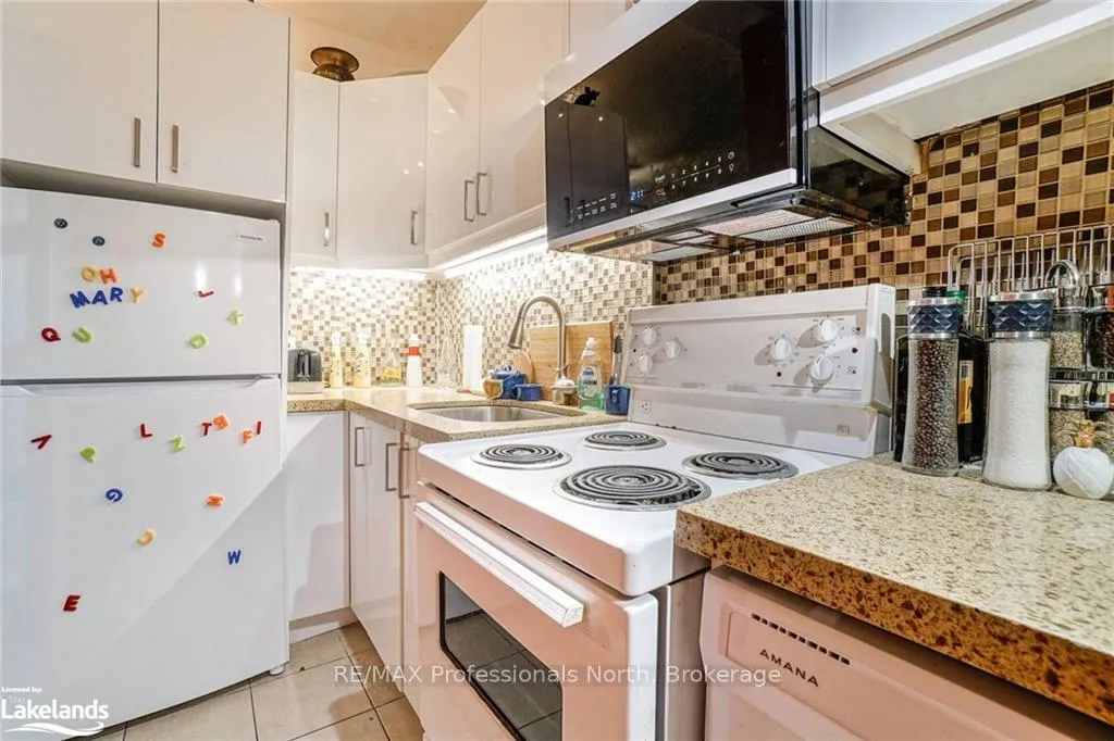 Photo 26 of 214 Gerrard Street E, Toronto, Cabbagetown-South St. James Town — HOMEH
