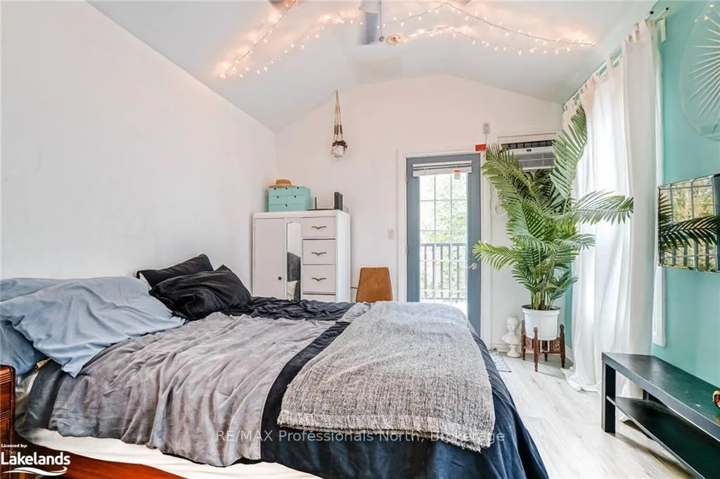 Photo 29 of 214 Gerrard Street E, Toronto, Cabbagetown-South St. James Town — HOMEH