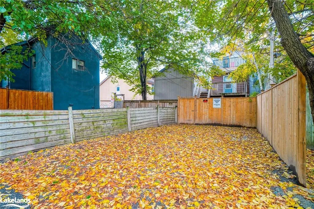 Photo 38 of 214 Gerrard Street E, Toronto, Cabbagetown-South St. James Town — HOMEH