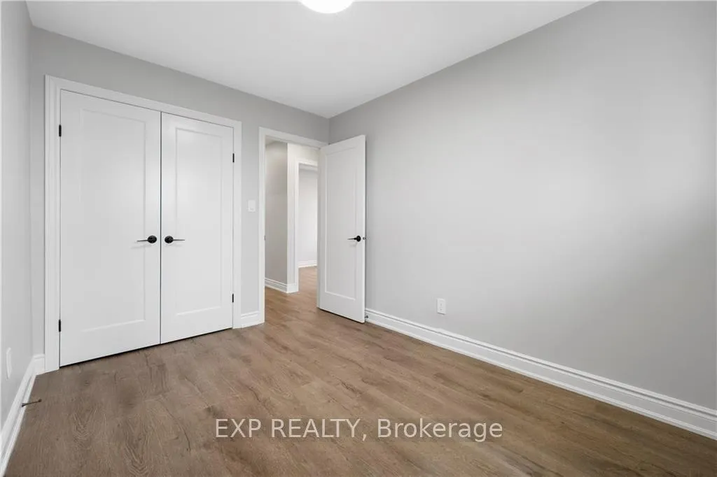 Photo 10 of Unit Upper, 8059 Aintree Drive, Niagara Falls, Ascot — HOMEH