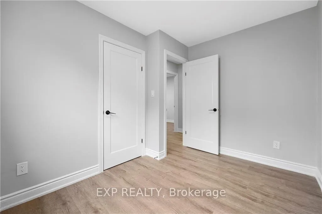 Photo 12 of Unit Upper, 8059 Aintree Drive, Niagara Falls, Ascot — HOMEH