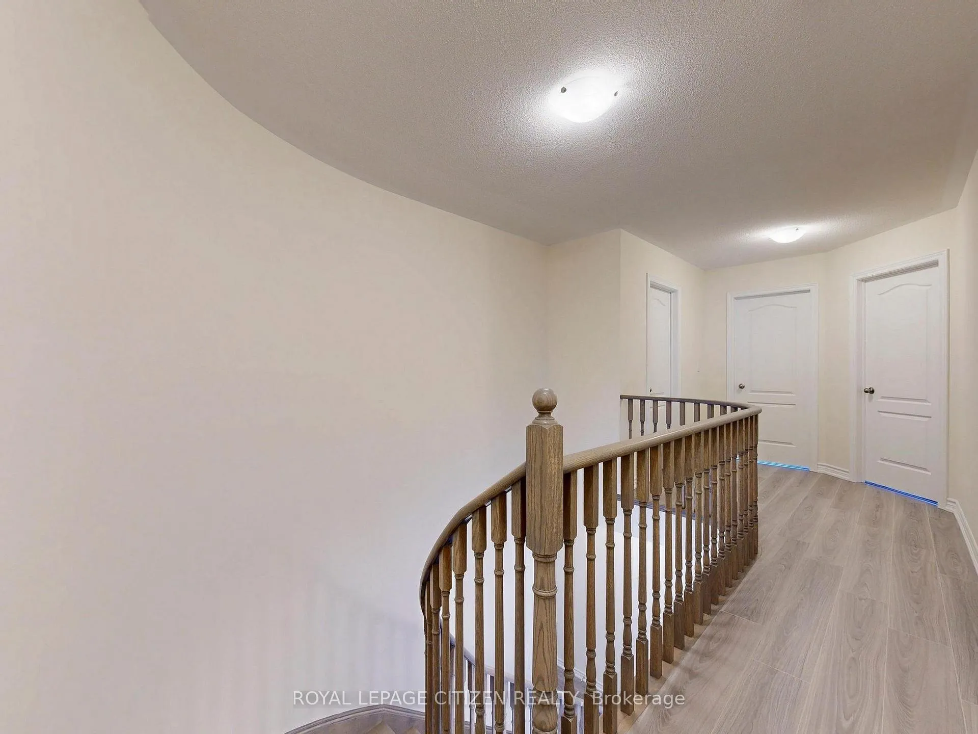 Photo 20 of 42 North Garden Boulevard, Scugog, Port Perry — HOMEH
