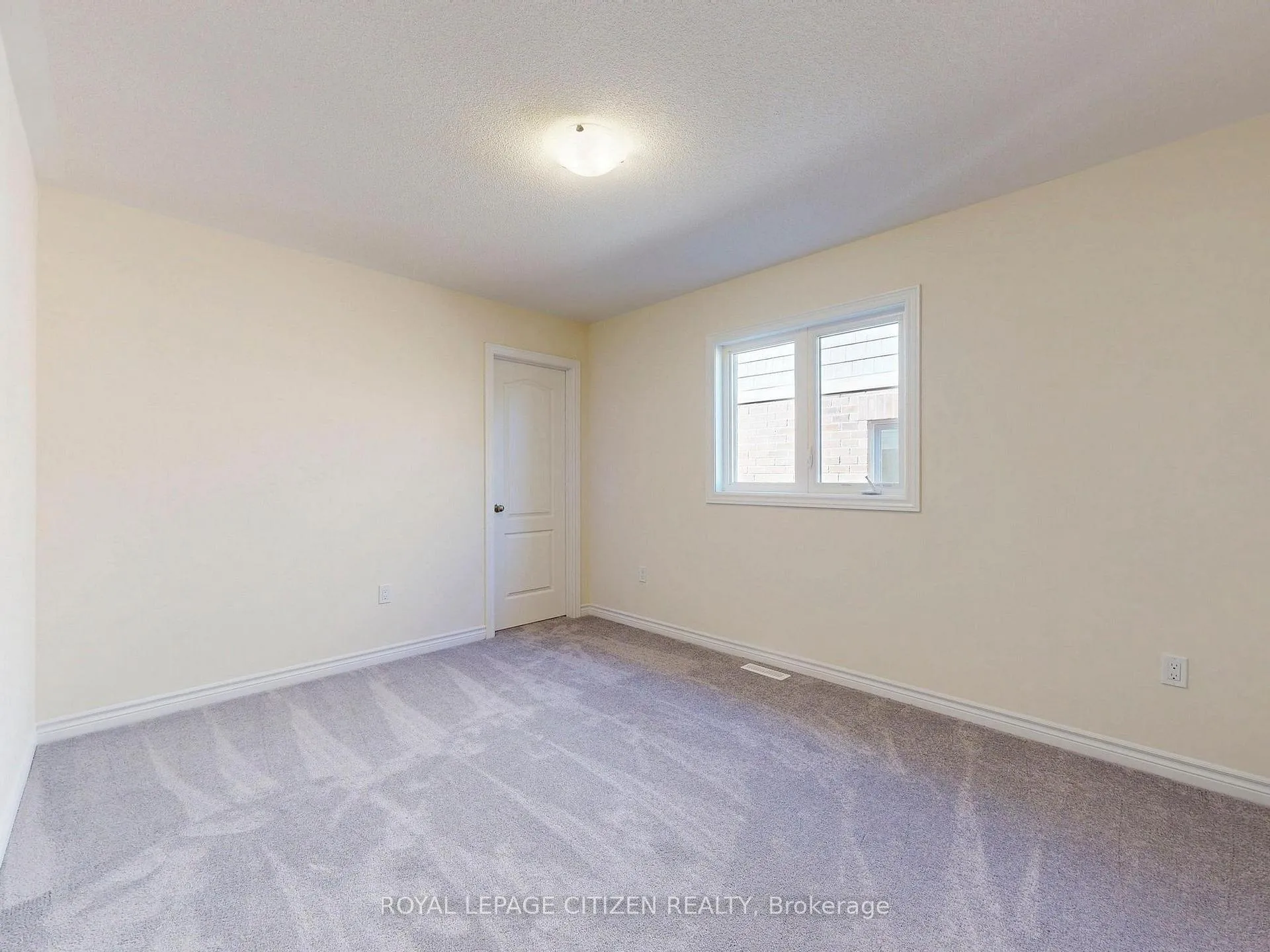 Photo 38 of 42 North Garden Boulevard, Scugog, Port Perry — HOMEH