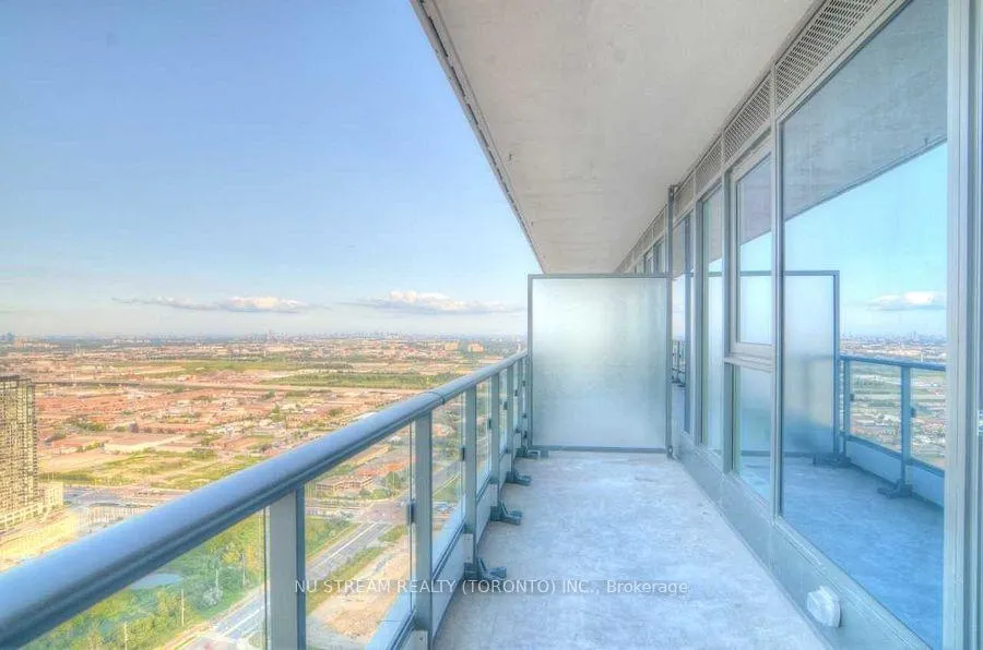 Front of Unit 5805, 950 Portage Parkway