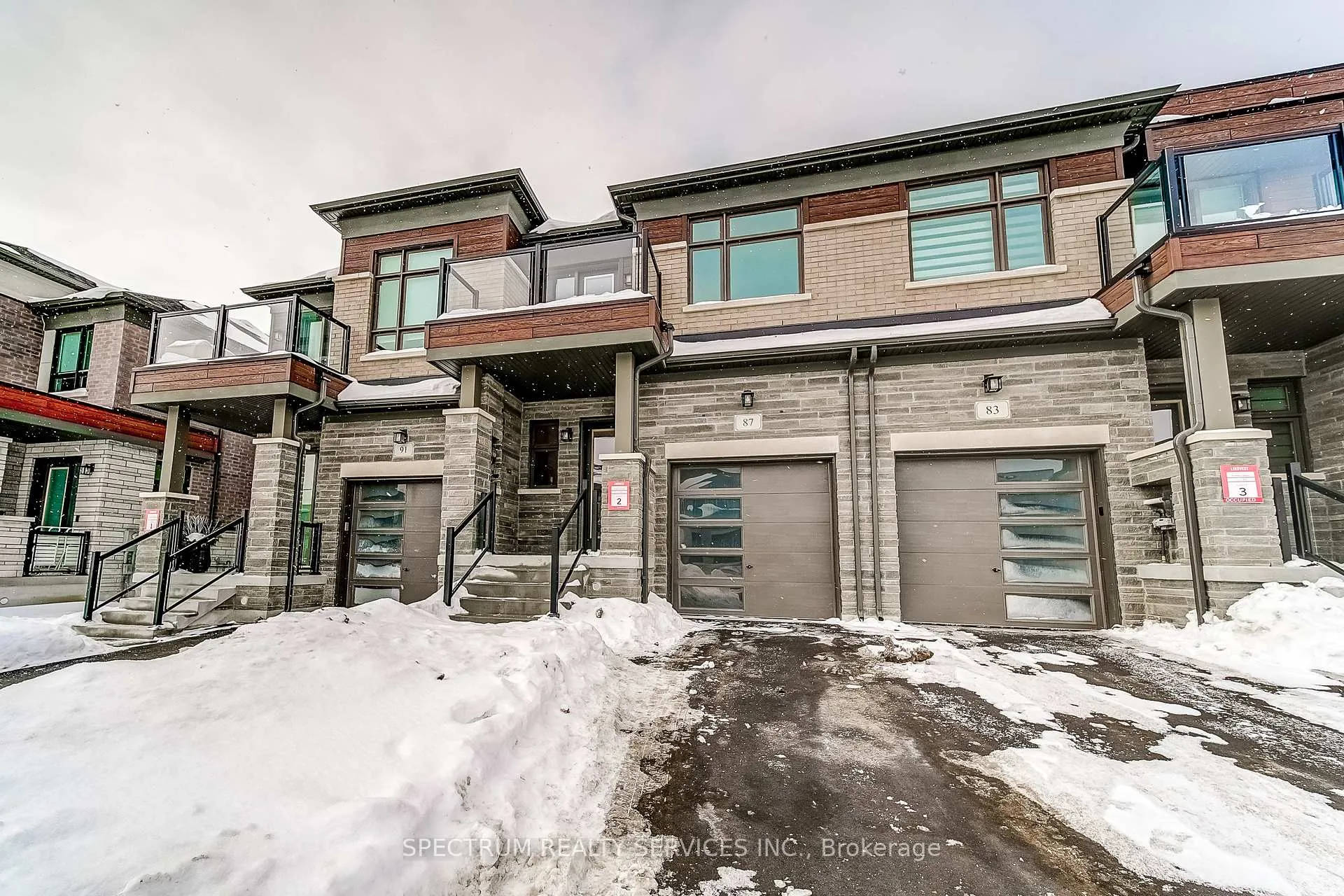 Photo 3 of 87 Adario Crescent, Vaughan, Vellore Village — HOMEH