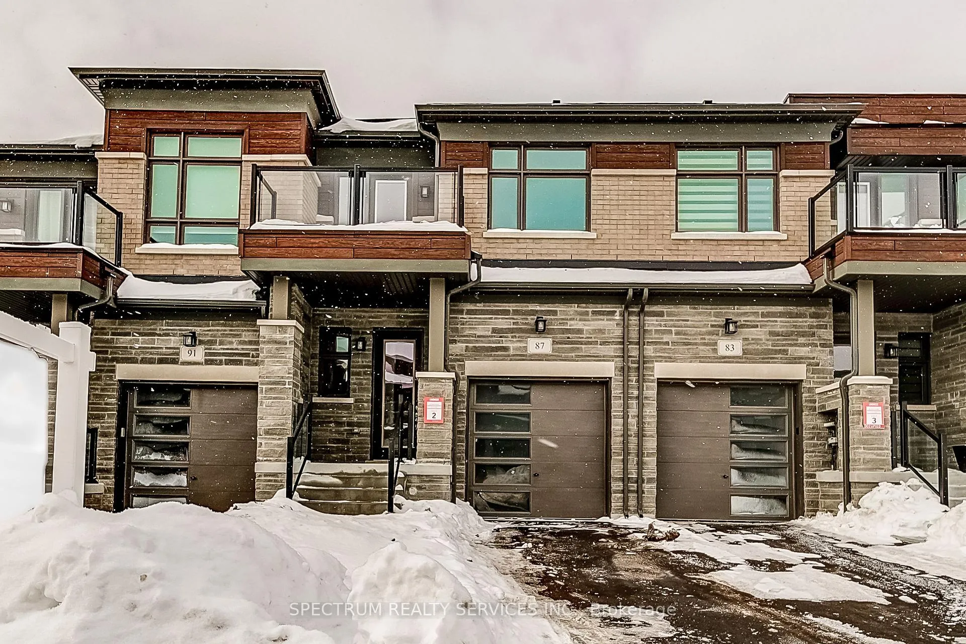 Photo 4 of 87 Adario Crescent, Vaughan, Vellore Village — HOMEH