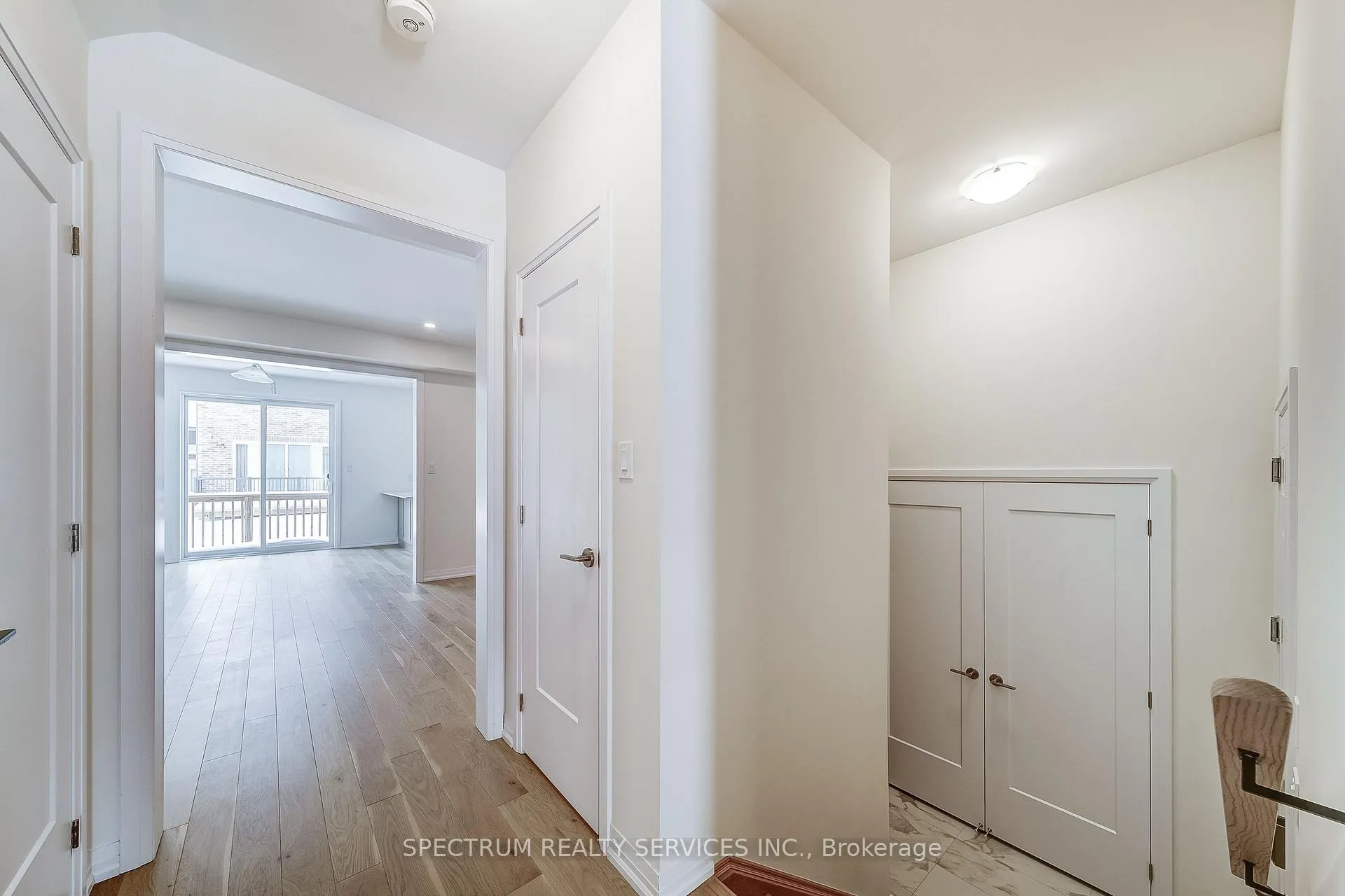 Photo 9 of 87 Adario Crescent, Vaughan, Vellore Village — HOMEH