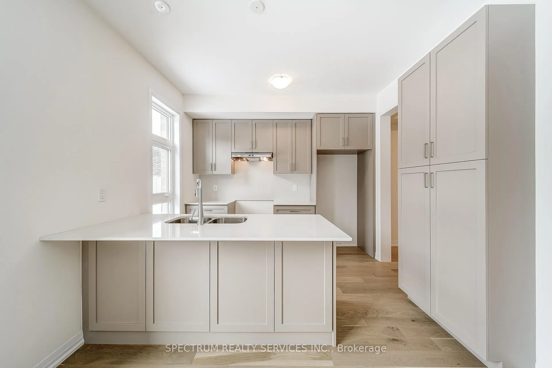Photo 16 of 87 Adario Crescent, Vaughan, Vellore Village — HOMEH