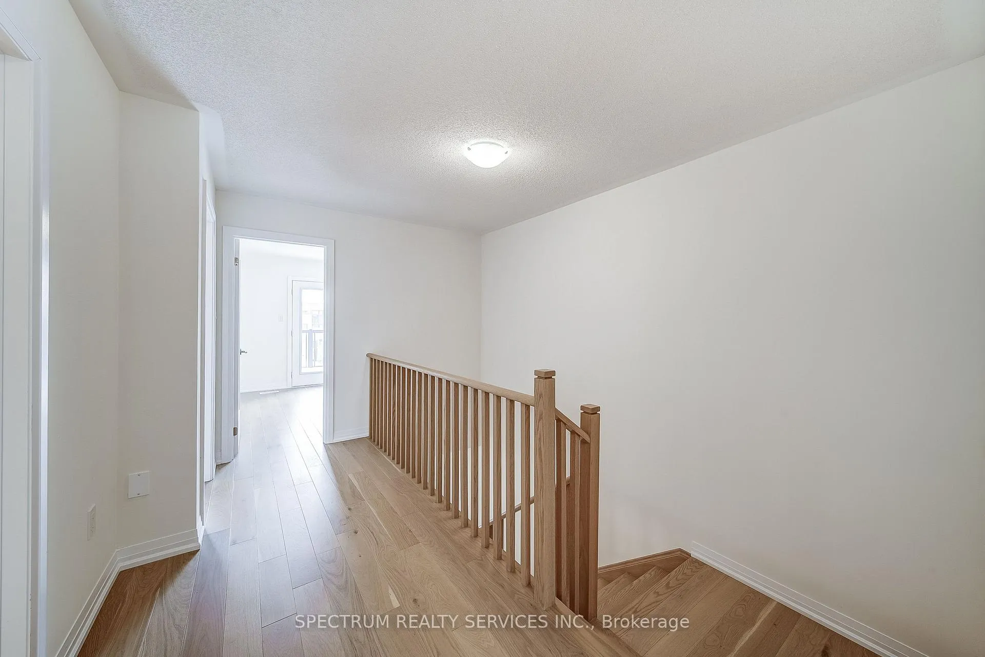 Photo 20 of 87 Adario Crescent, Vaughan, Vellore Village — HOMEH