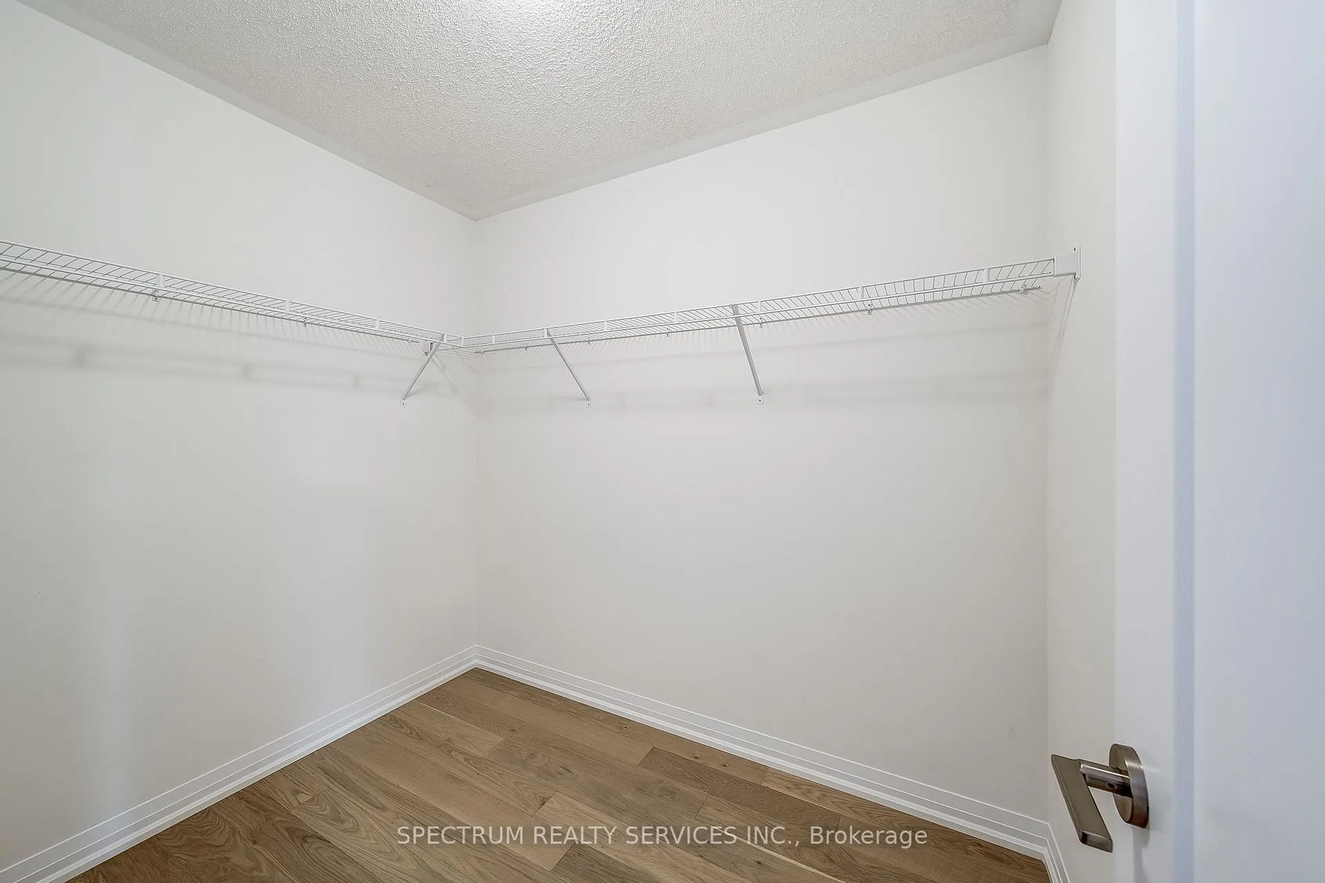 Photo 24 of 87 Adario Crescent, Vaughan, Vellore Village — HOMEH