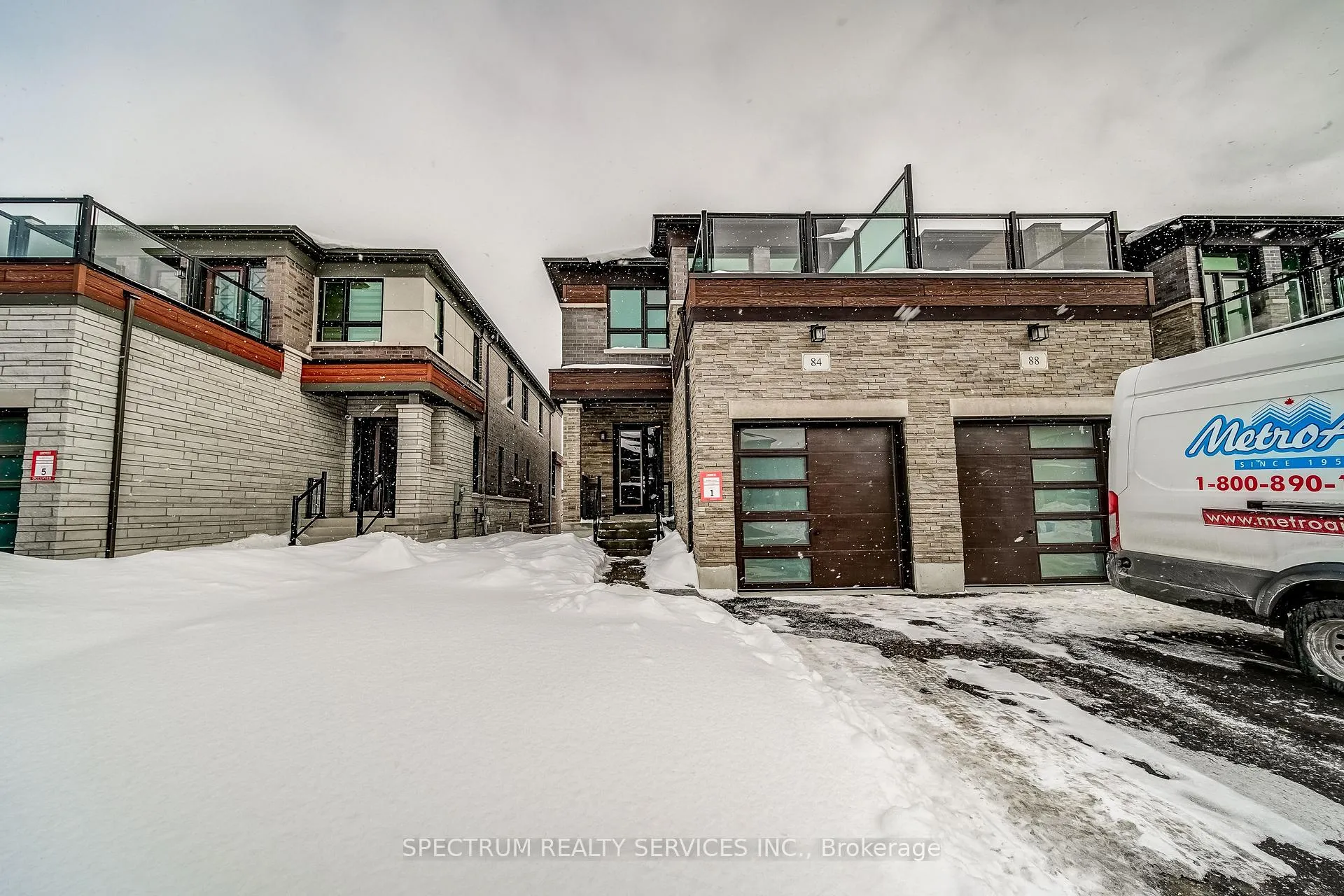 Photo 1 of 84 Adario Crescent, Vaughan, Vellore Village — HOMEH