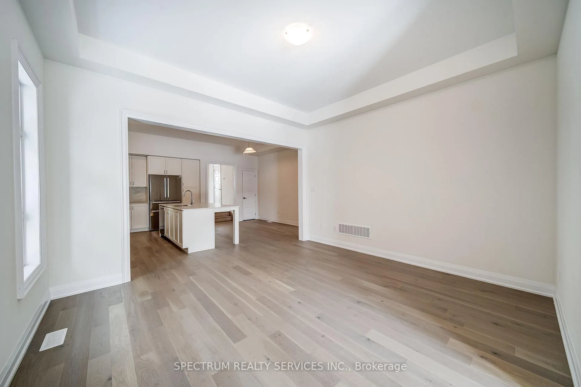 Photo 6 of 84 Adario Crescent, Vaughan, Vellore Village — HOMEH
