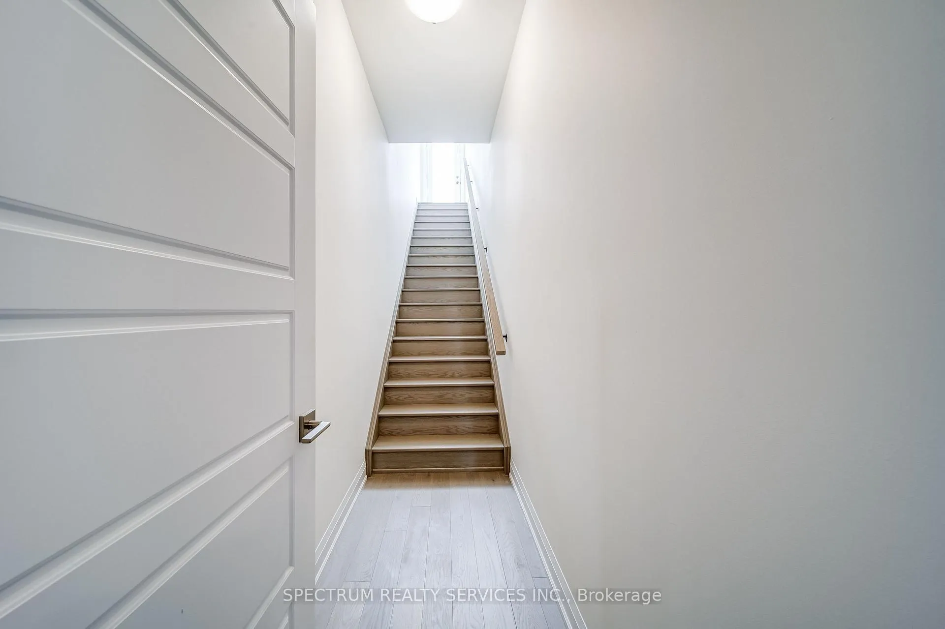 Photo 16 of 84 Adario Crescent, Vaughan, Vellore Village — HOMEH