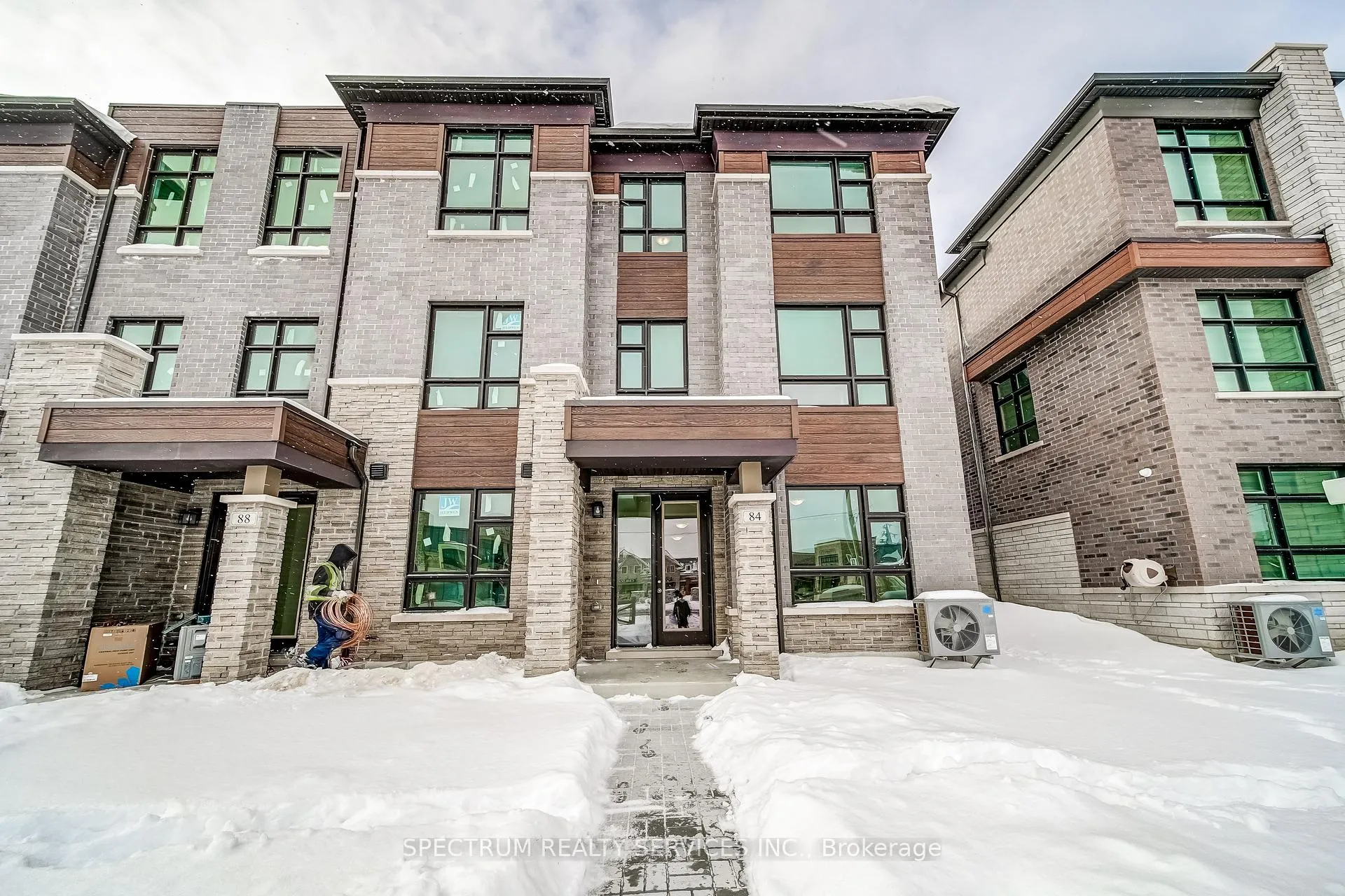 Photo 49 of 84 Adario Crescent, Vaughan, Vellore Village — HOMEH