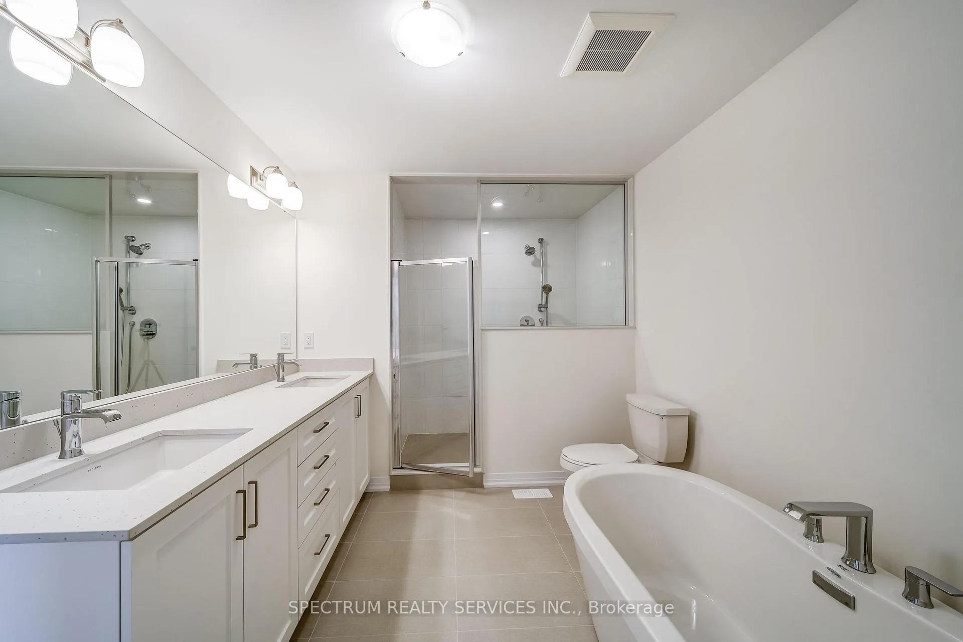 Photo 24 of 136 Adario Crescent, Vaughan, Vellore Village — HOMEH