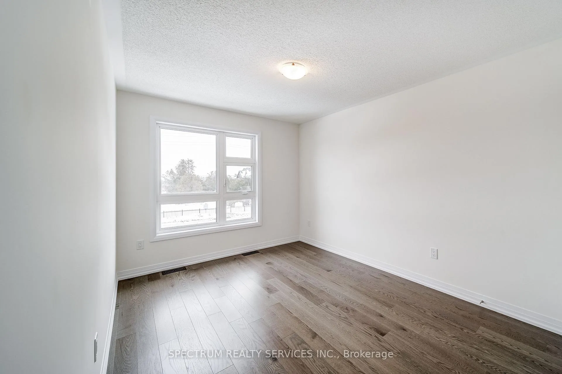 Photo 26 of 136 Adario Crescent, Vaughan, Vellore Village — HOMEH