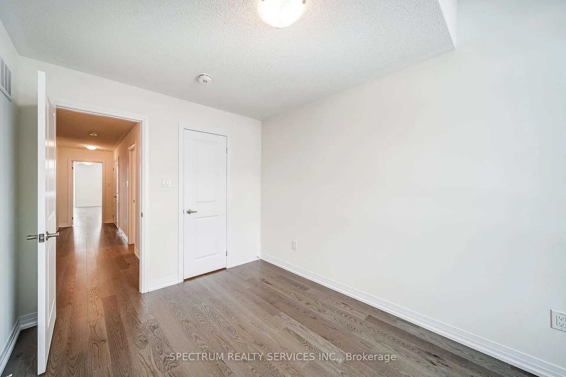 Photo 29 of 136 Adario Crescent, Vaughan, Vellore Village — HOMEH