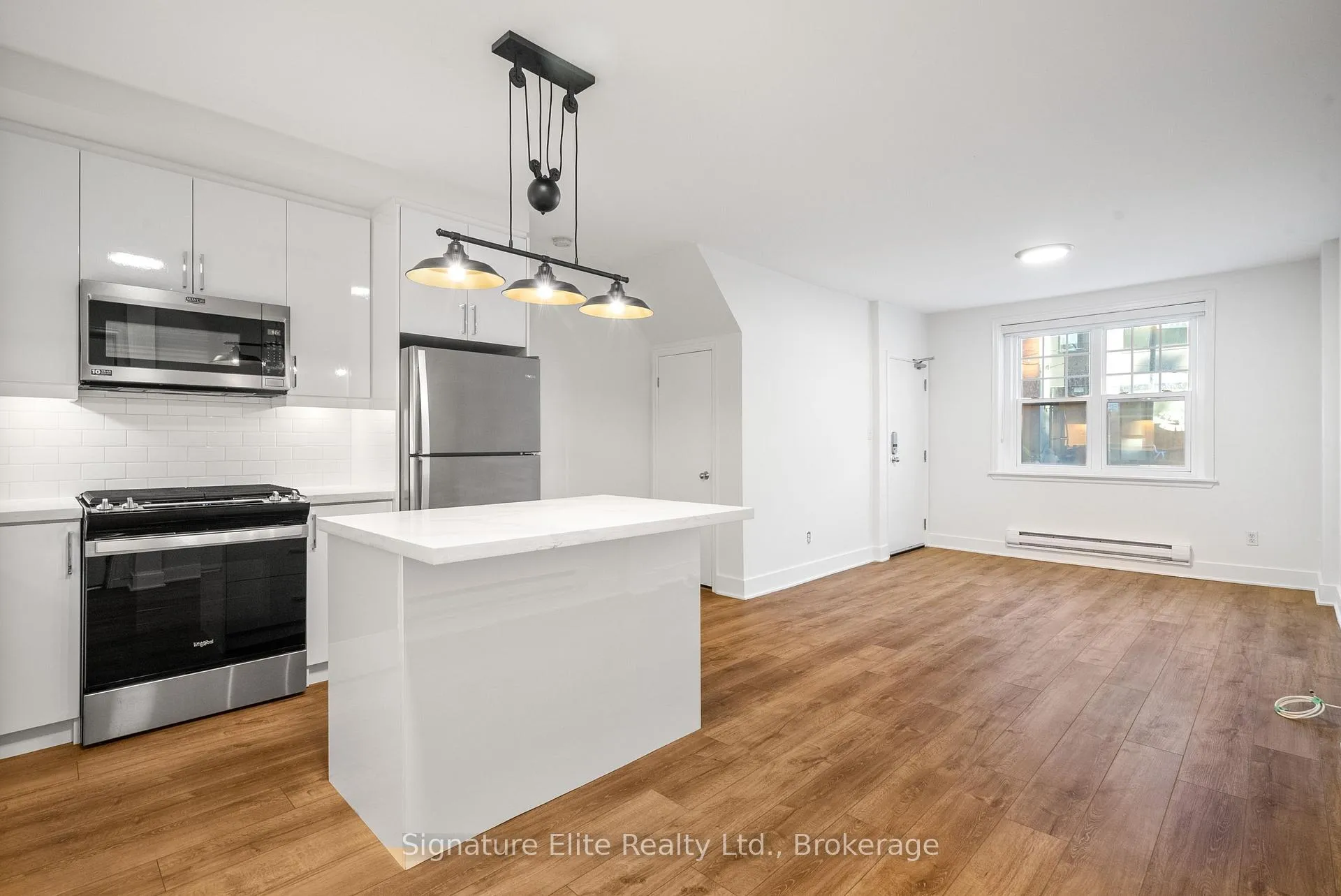 Photo 1 of Unit 7A, 2461 Queen Street E, Toronto, The Beaches — HOMEH