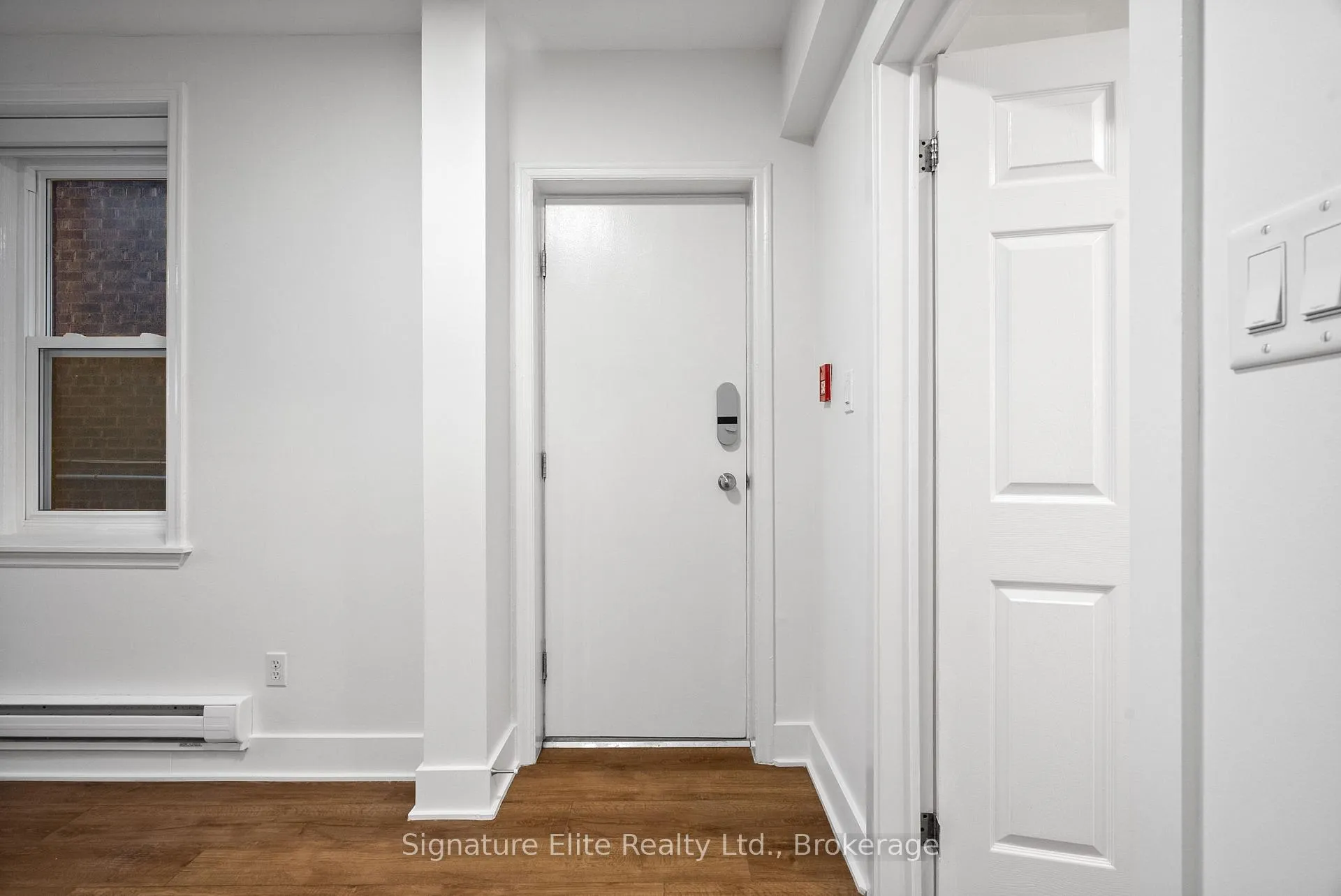 Photo 4 of Unit 7A, 2461 Queen Street E, Toronto, The Beaches — HOMEH