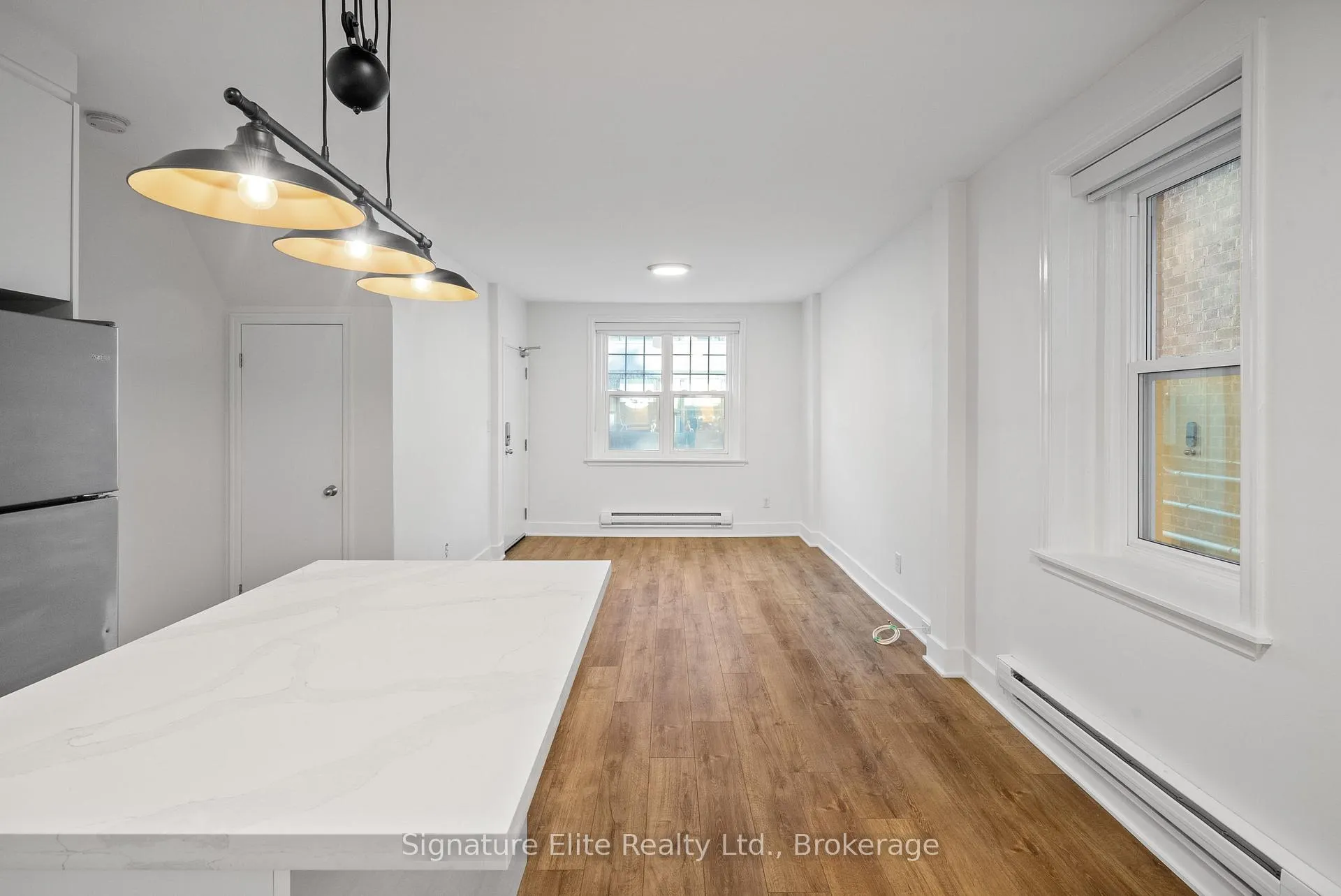 Photo 5 of Unit 7A, 2461 Queen Street E, Toronto, The Beaches — HOMEH