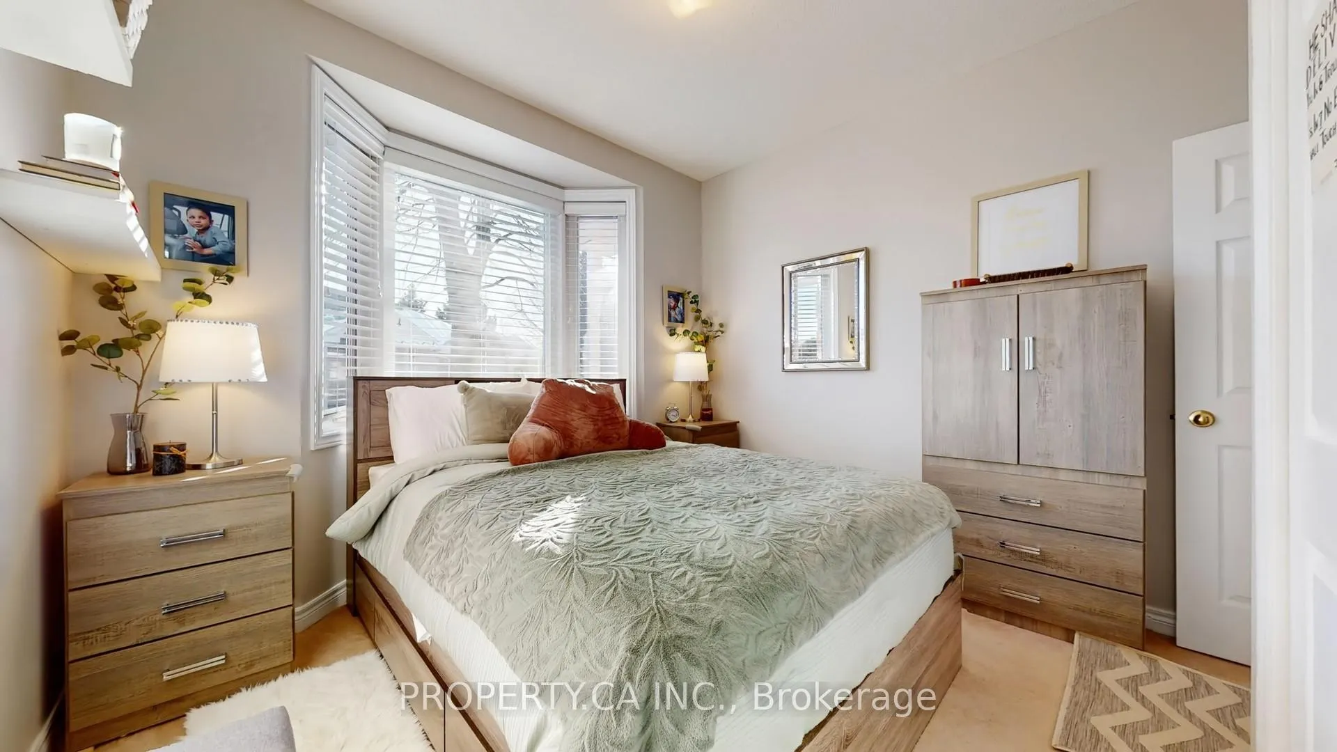 Photo 6 of Unit 54, 88 Sandollar Drive, Hamilton, Twenty Place — HOMEH