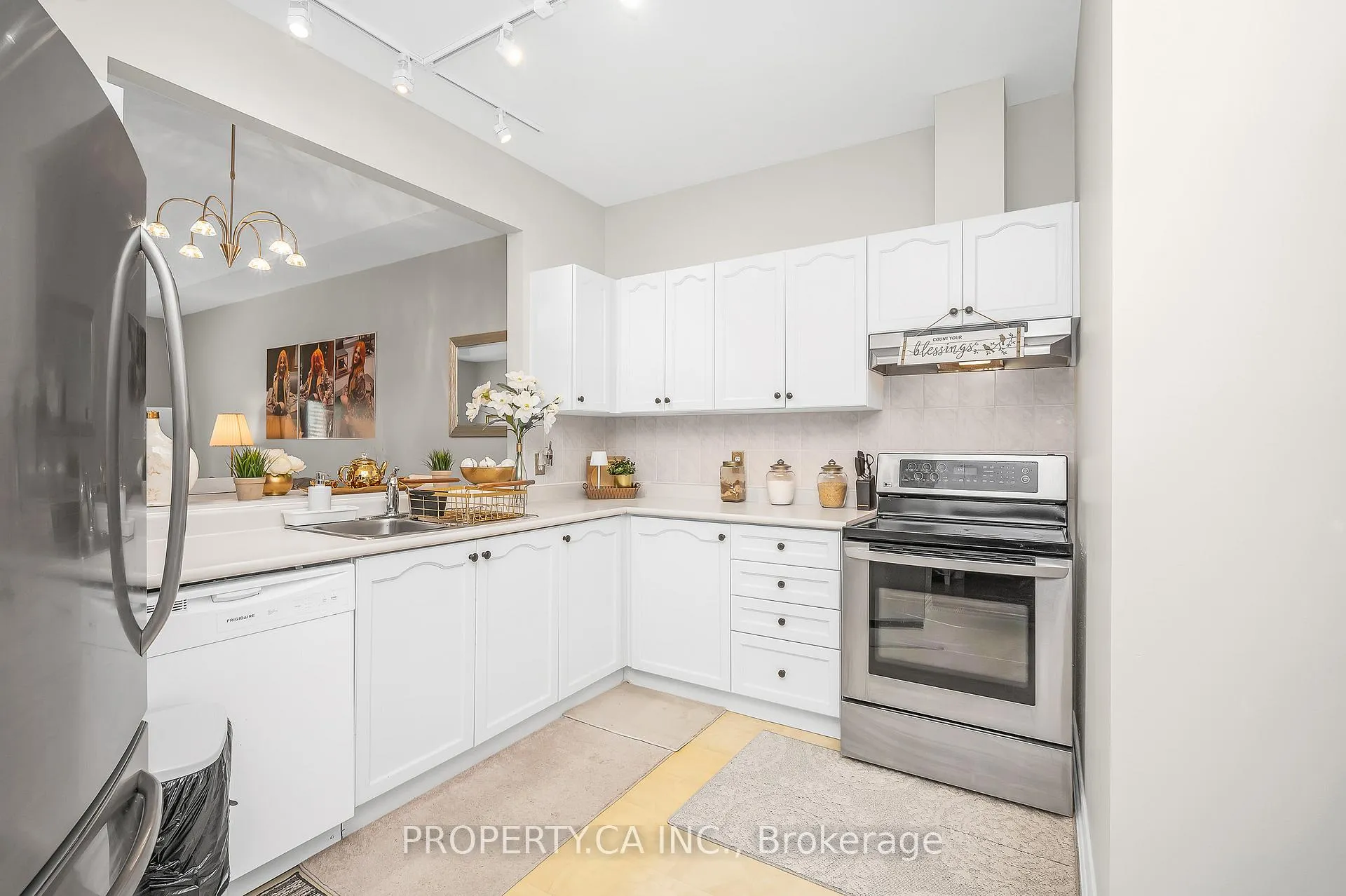 Photo 10 of Unit 54, 88 Sandollar Drive, Hamilton, Twenty Place — HOMEH