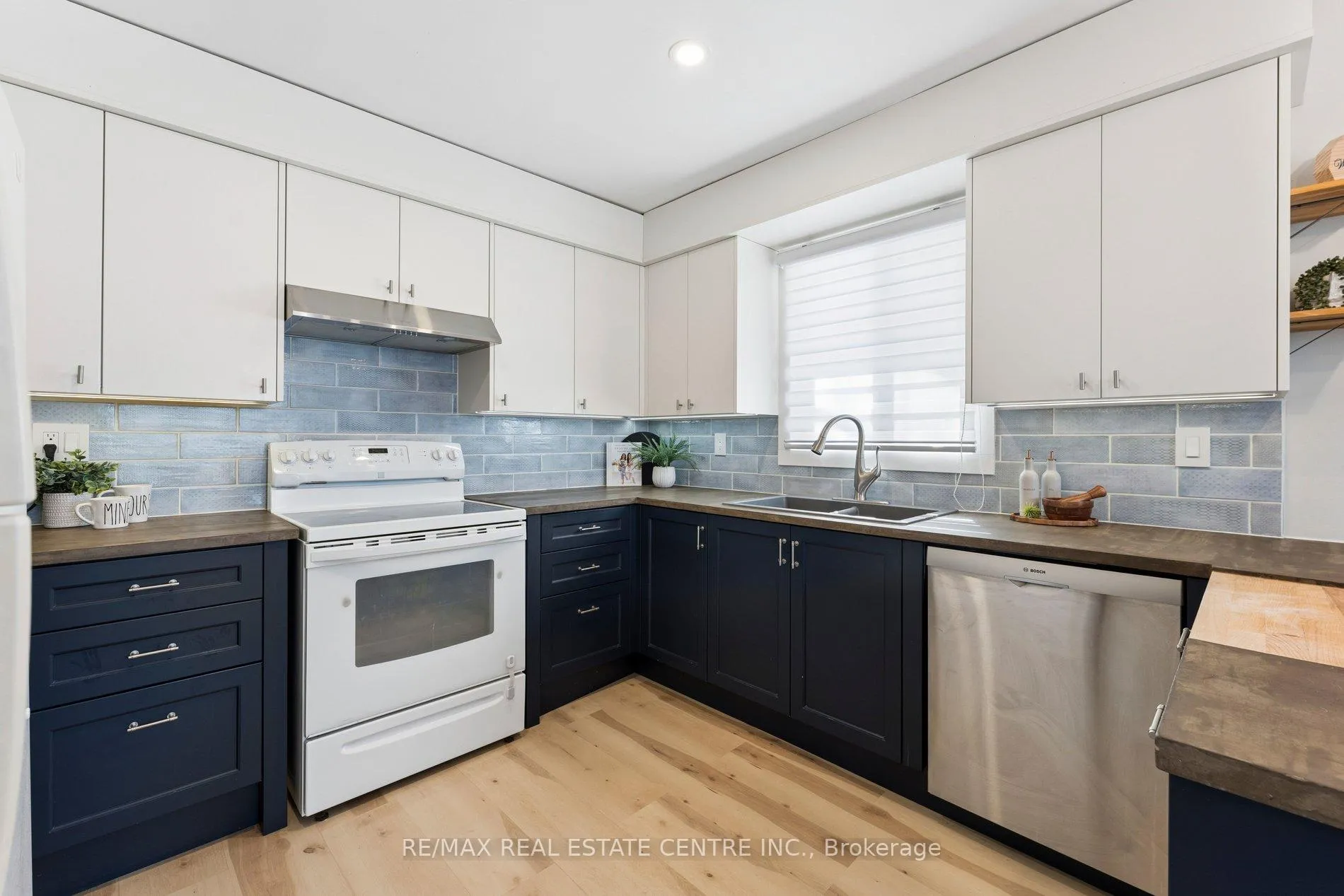 Photo 18 of 152 Primrose Crescent, Brampton, Heart Lake West — HOMEH