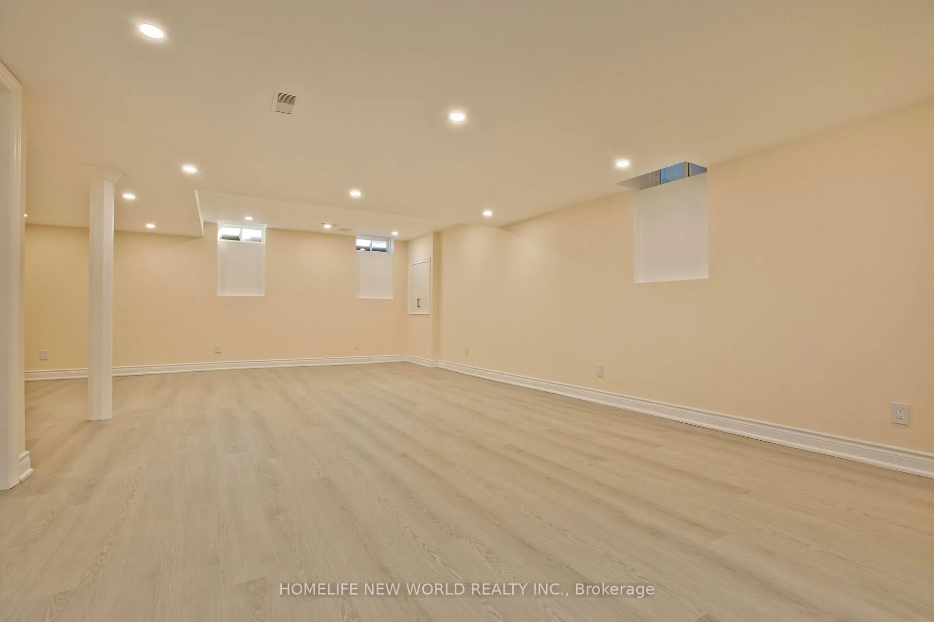 Photo 34 of 45 Demott Avenue, Markham, Cornell — HOMEH