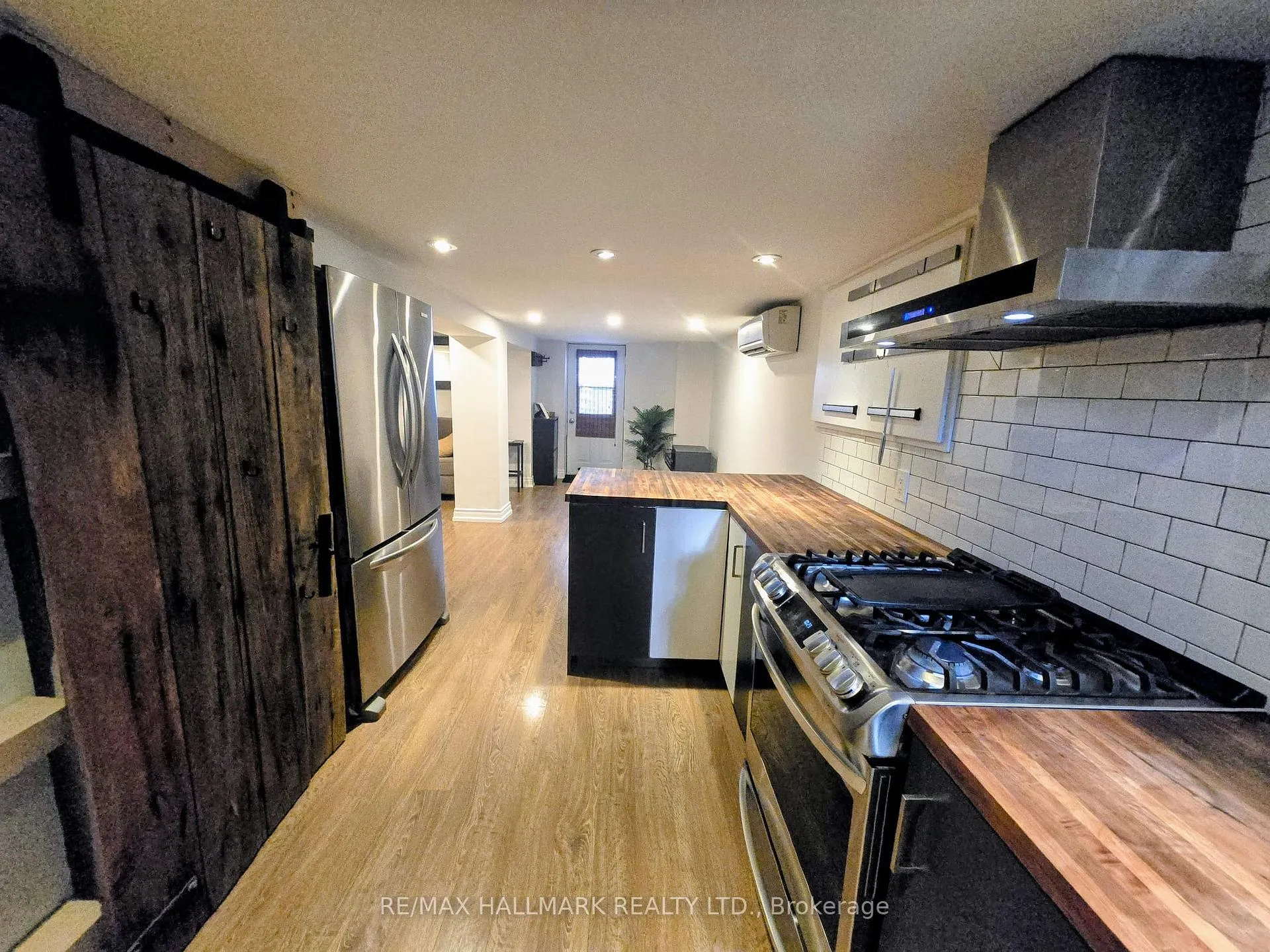Photo 8 of Unit A, 1381 Queen Street, Toronto, Greenwood-Coxwell — HOMEH