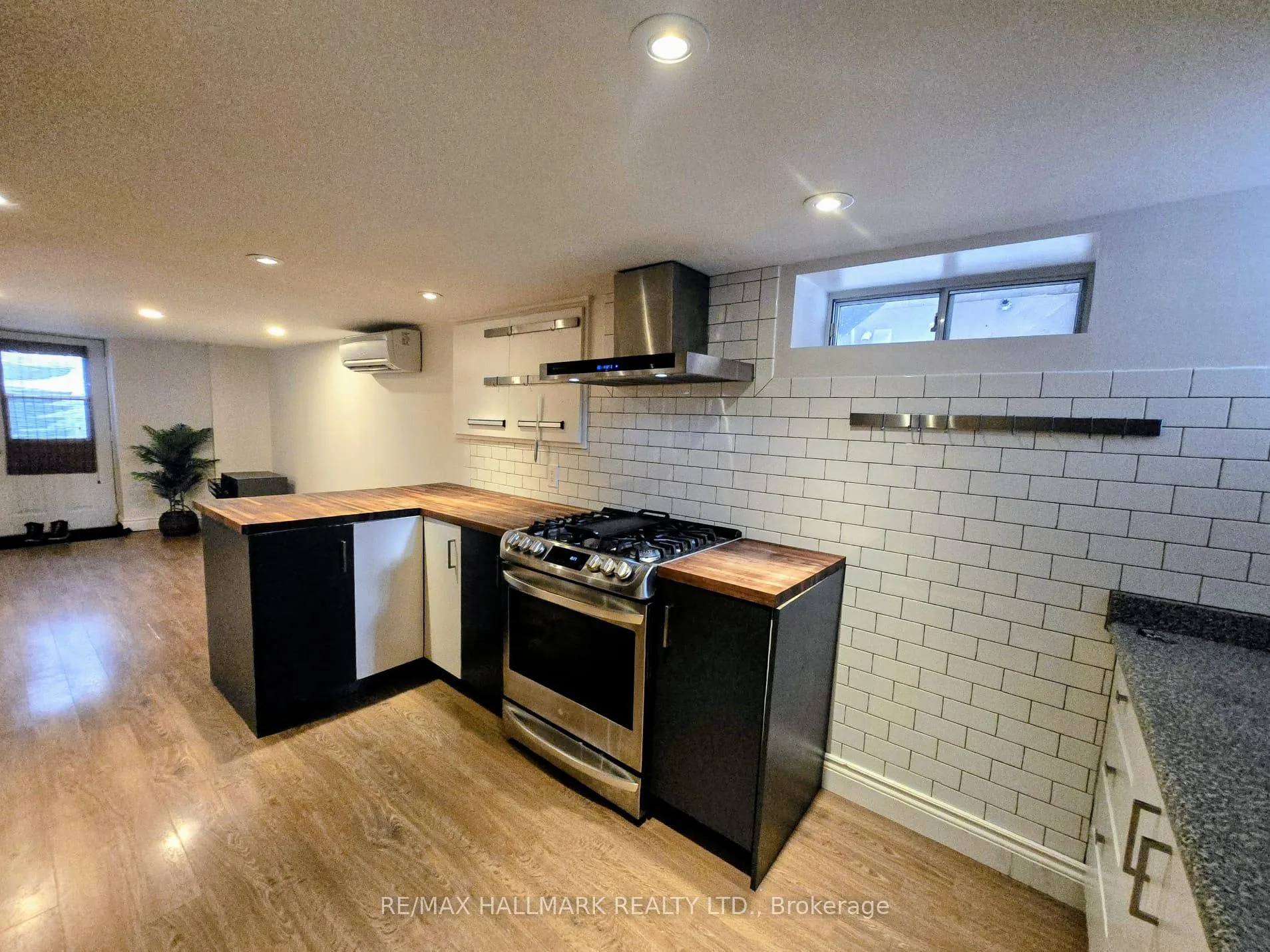 Photo 9 of Unit A, 1381 Queen Street, Toronto, Greenwood-Coxwell — HOMEH