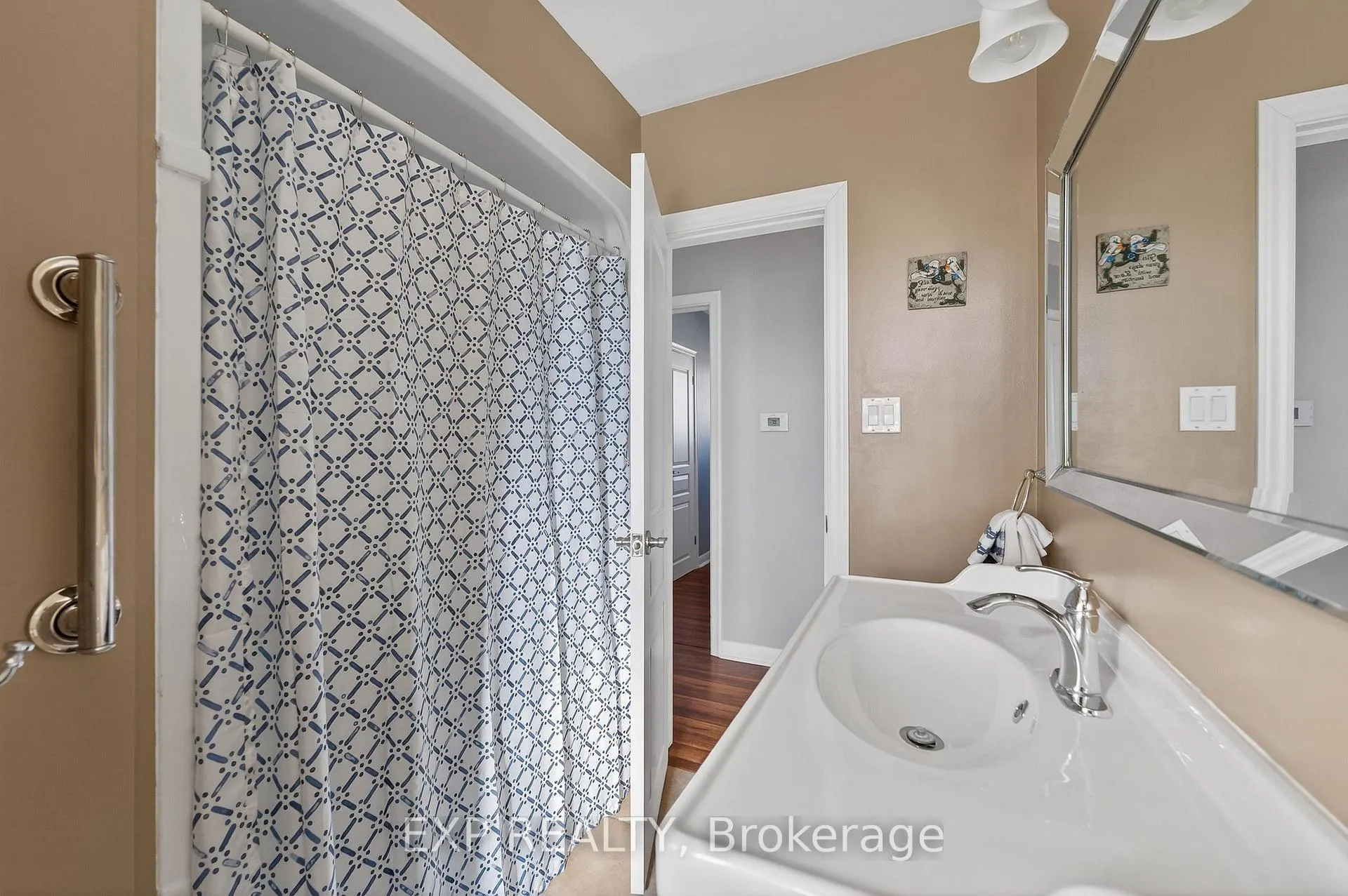 Photo 19 of 55 Parkdale Drive, Thorold, Thorold Downtown — HOMEH